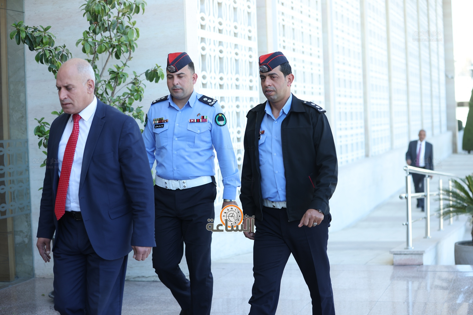 Madar Al-Saa Images 0.18059295758331118