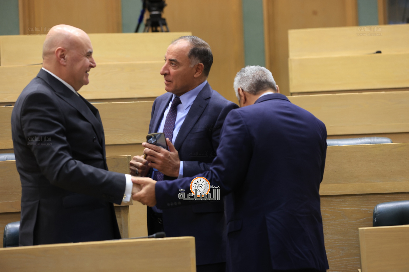 Madar Al-Saa Images 0.3219877488272339