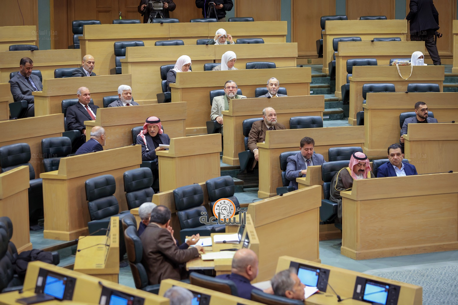 Madar Al-Saa Images 0.19007920383413413