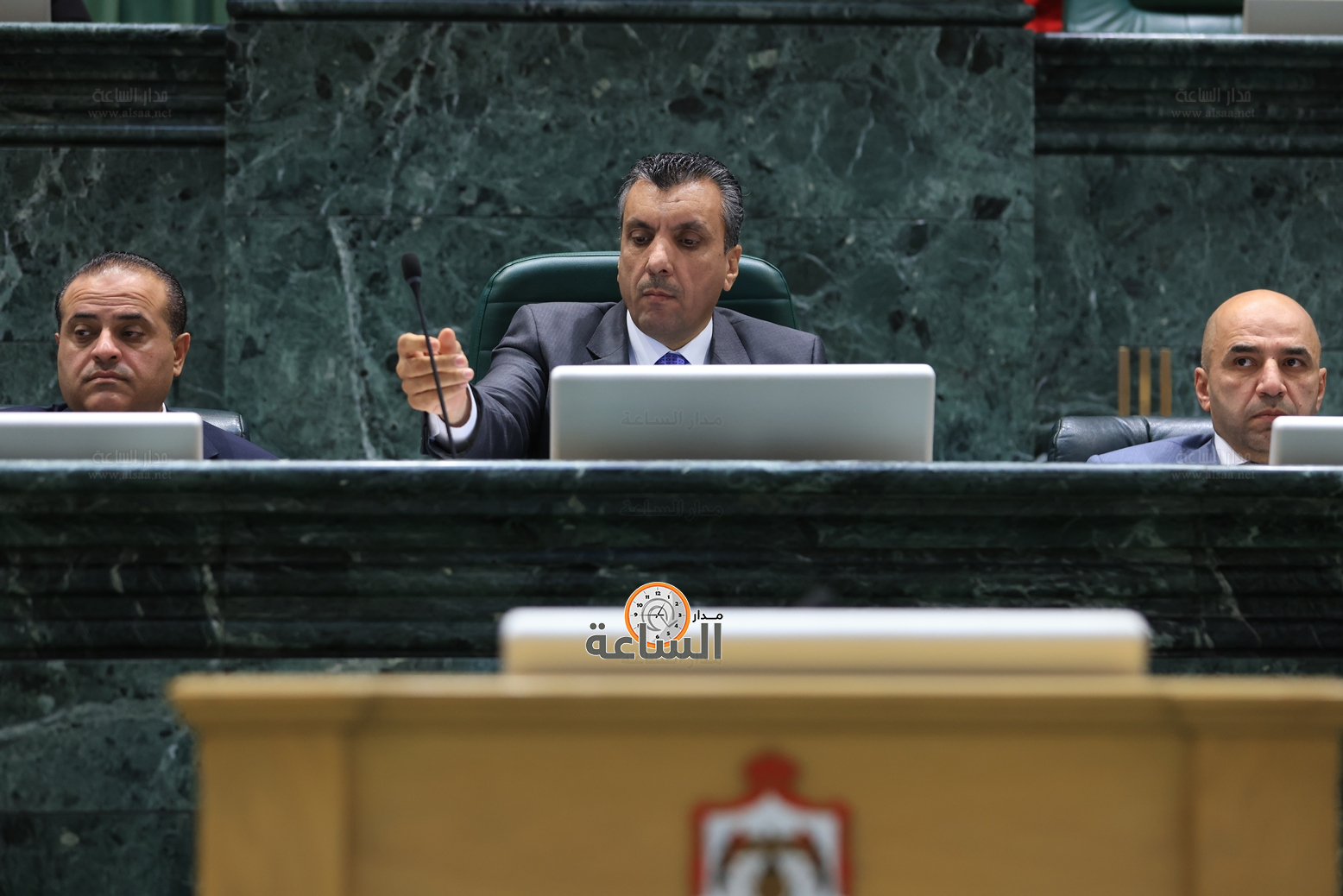 Madar Al-Saa Images 0.4539905389678771