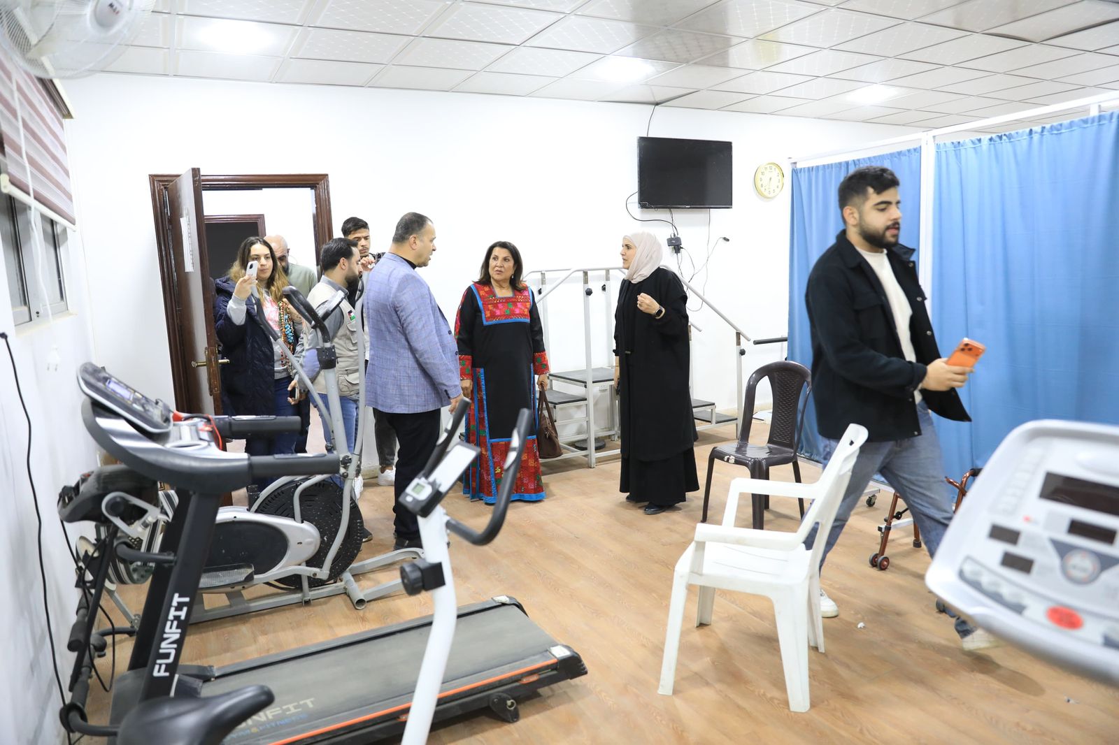 Madar Al-Saa Images 0.8353539743409861