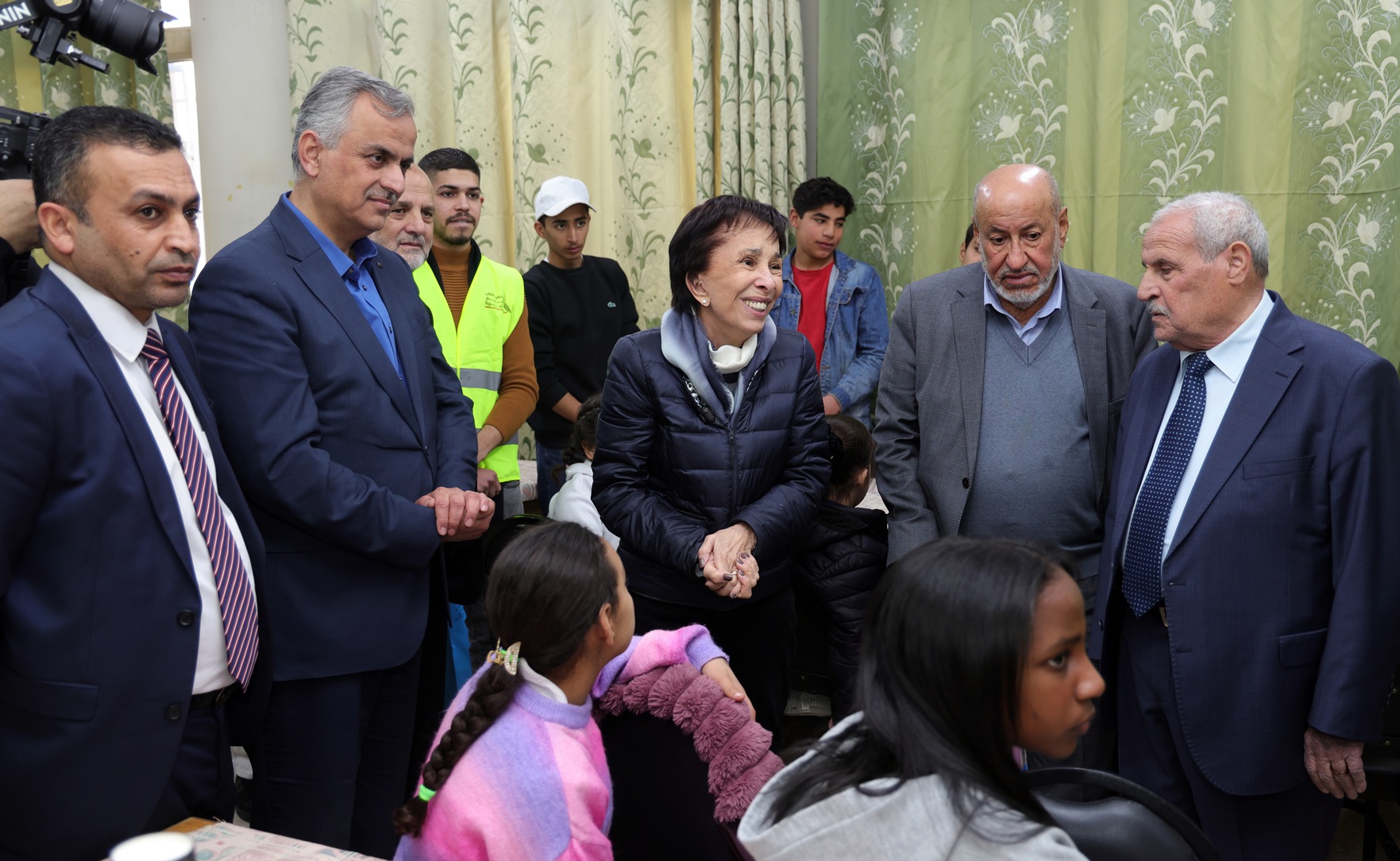 Madar Al-Saa Images 0.08784361687511455