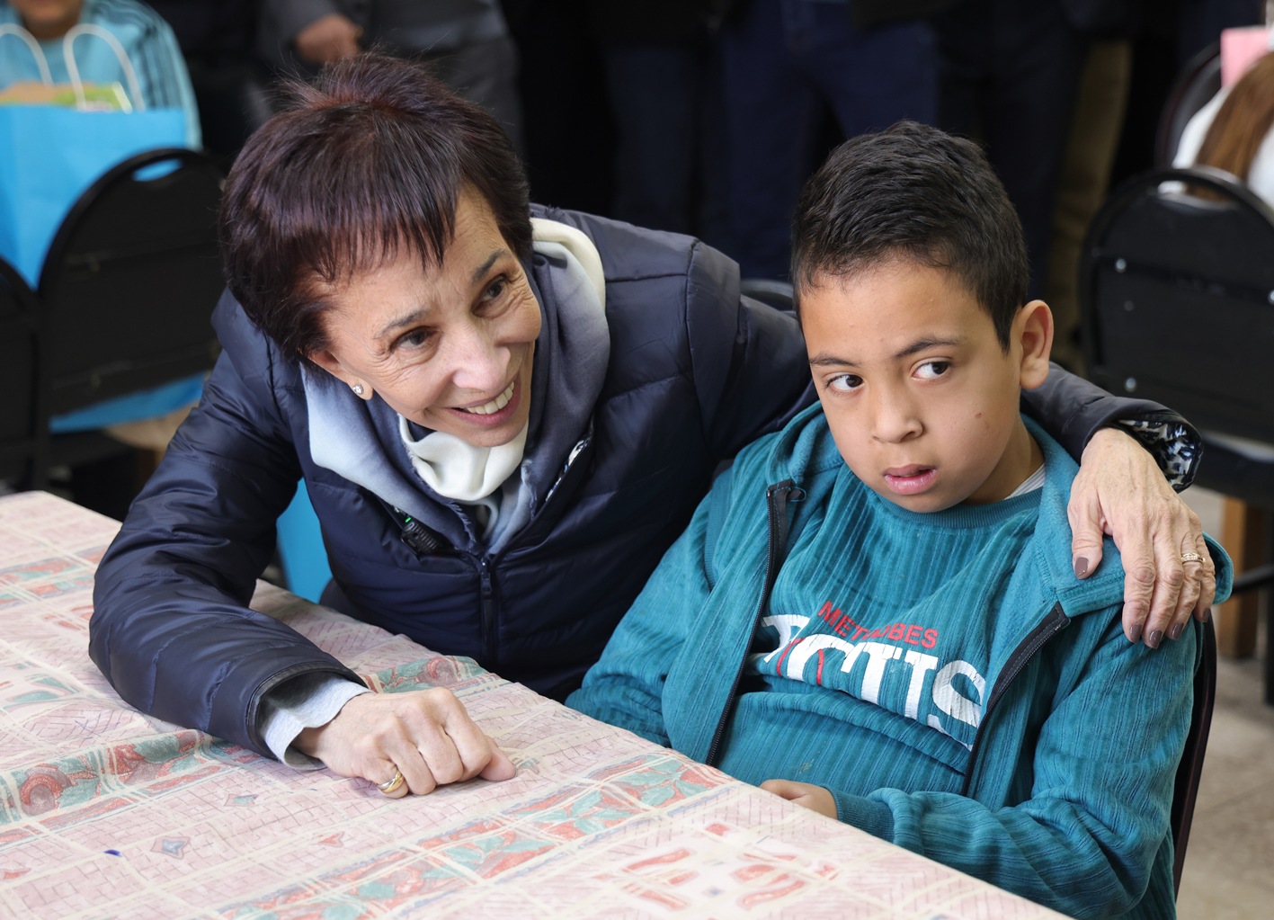 Madar Al-Saa Images 0.4829467456659172