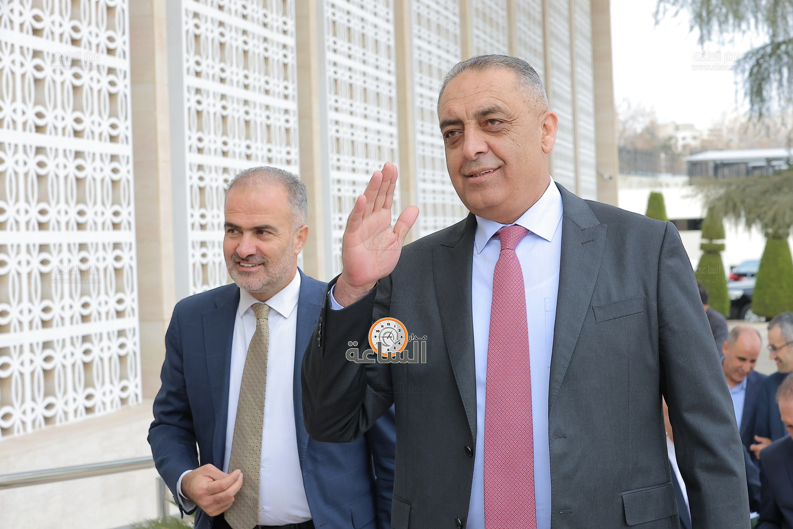 Madar Al-Saa Images 0.18668985884410716