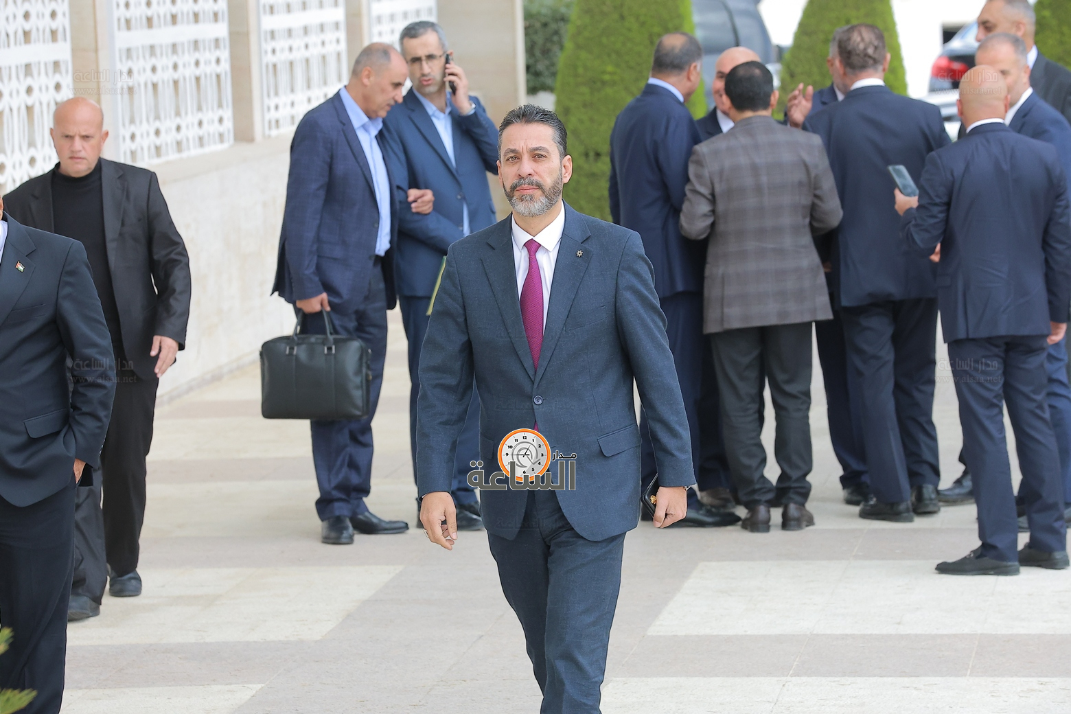 Madar Al-Saa Images 0.682549115507984