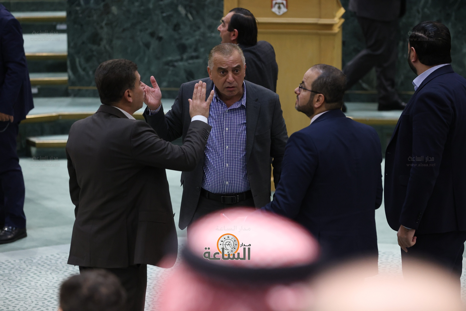 Madar Al-Saa Images 0.9008554127440825