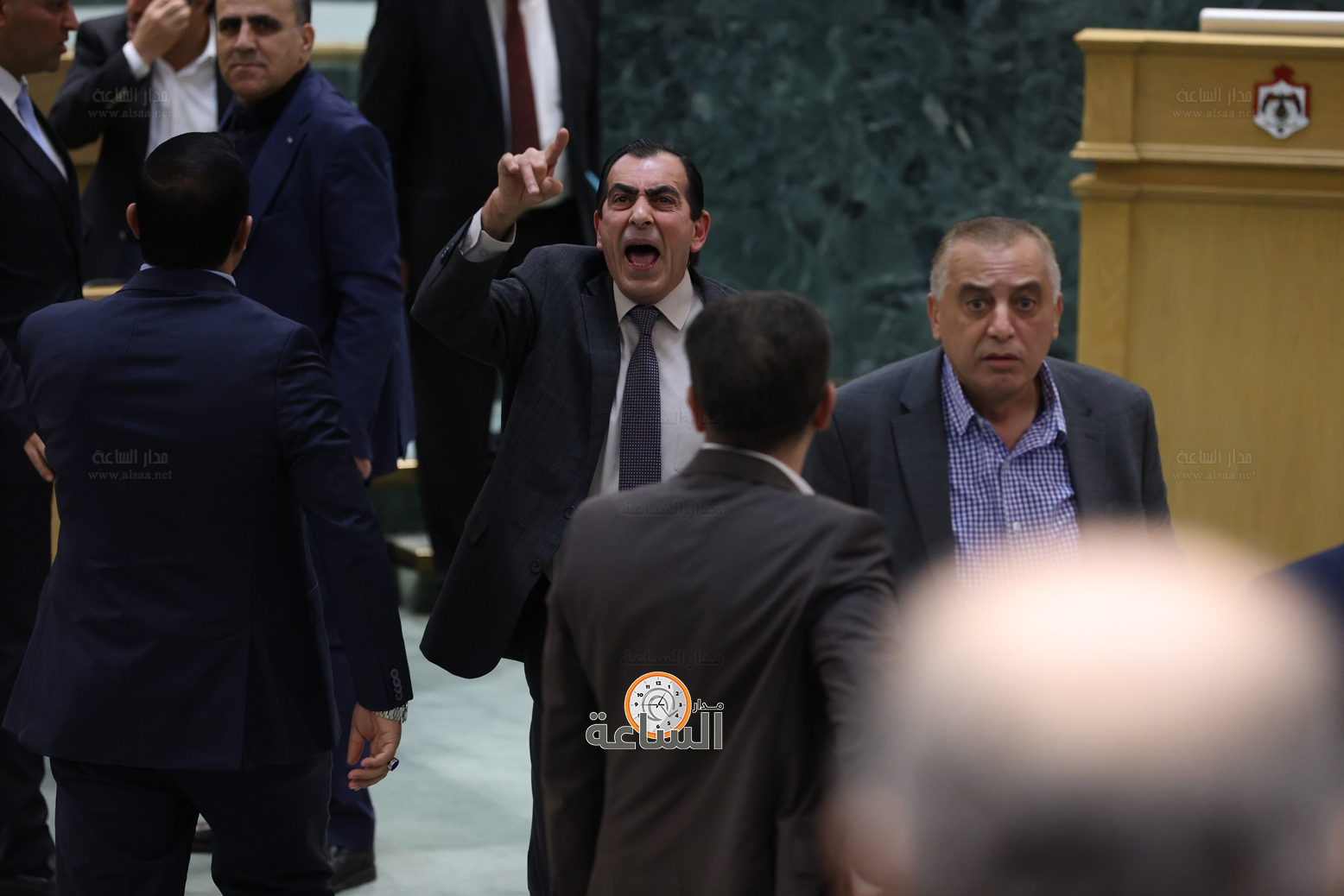 Madar Al-Saa Images 0.5850818342256151