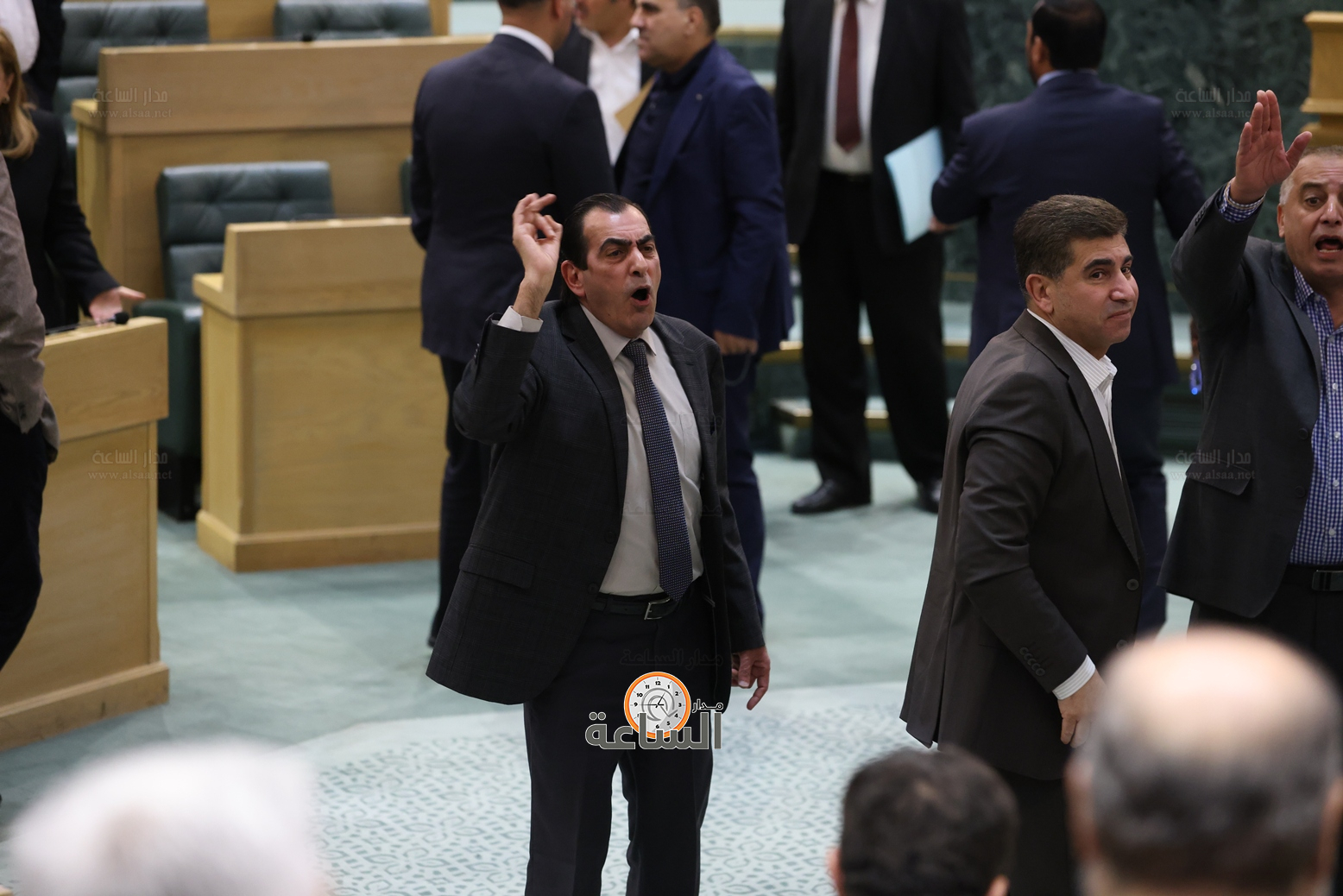 Madar Al-Saa Images 0.7049160077884769