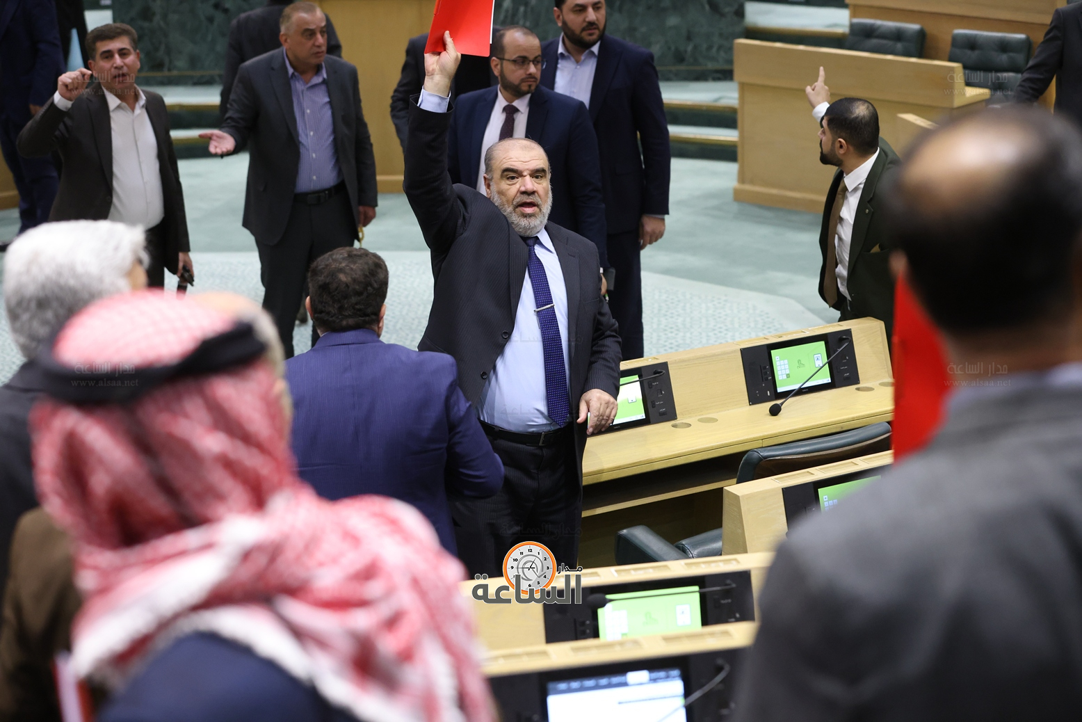 Madar Al-Saa Images 0.4835698068126092