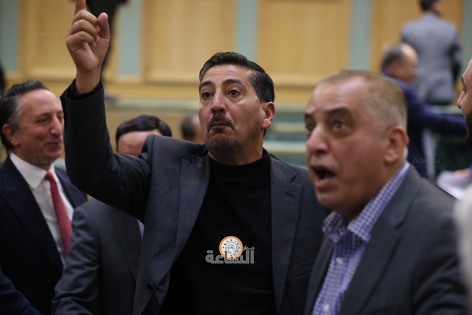 Madar Al-Saa Images 0.592253678541386