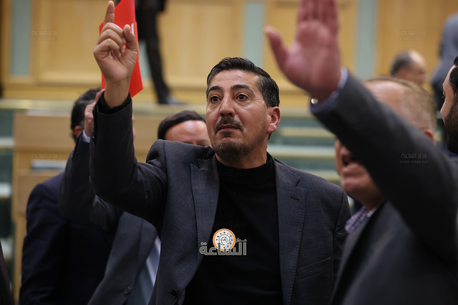 Madar Al-Saa Images 0.16107058310928557