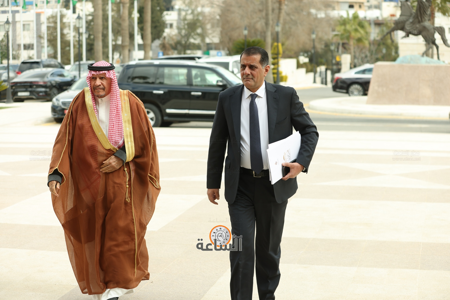 Madar Al-Saa Images 0.8665460330659668