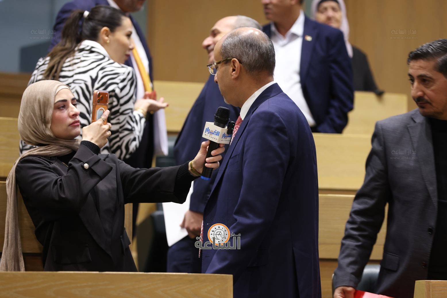 Madar Al-Saa Images 0.12178265812957412