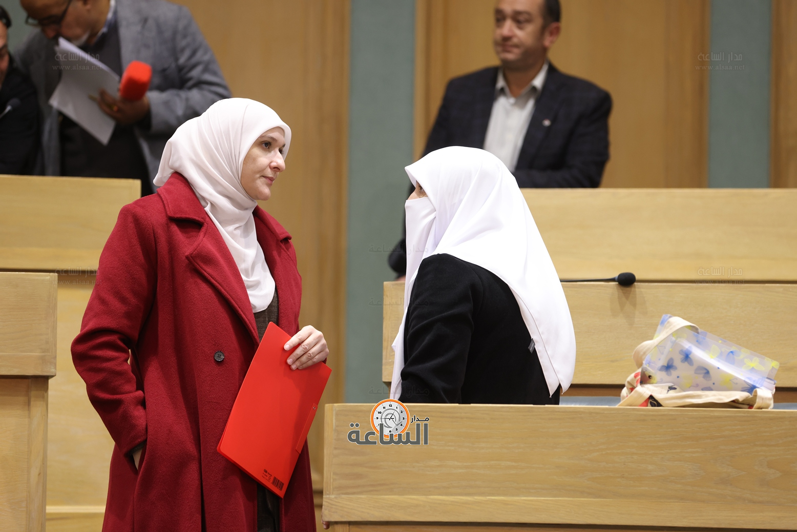 Madar Al-Saa Images 0.800337315867346