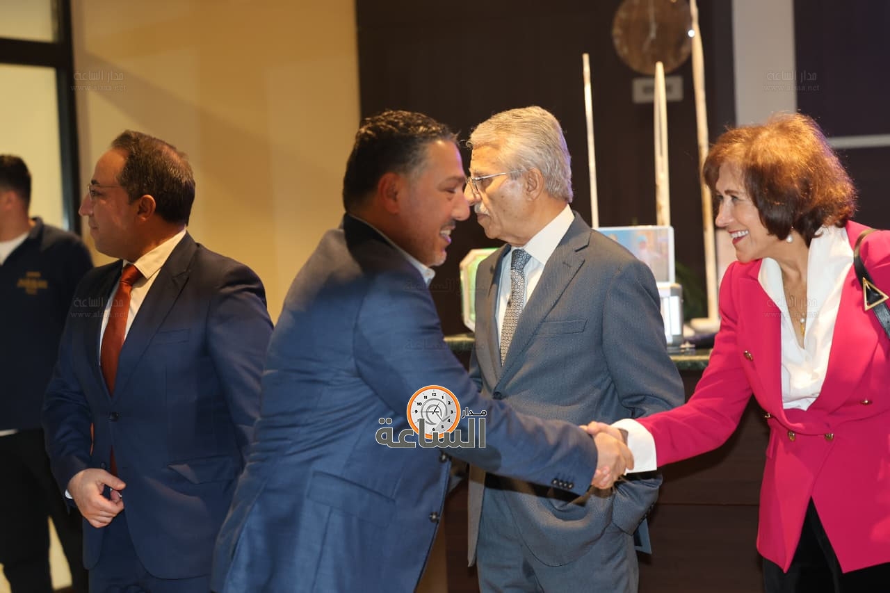 Madar Al-Saa Images 0.7741400041061847