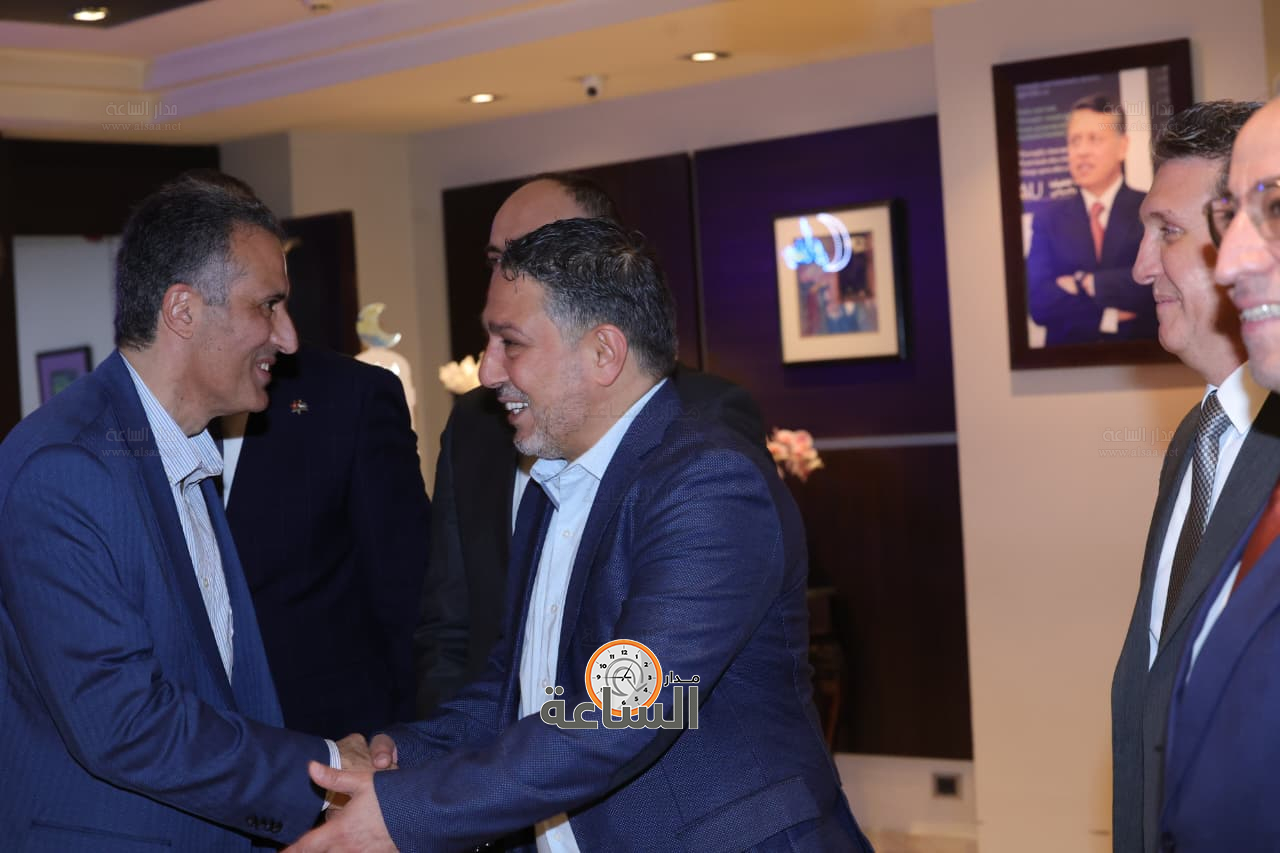 Madar Al-Saa Images 0.5948125766950308