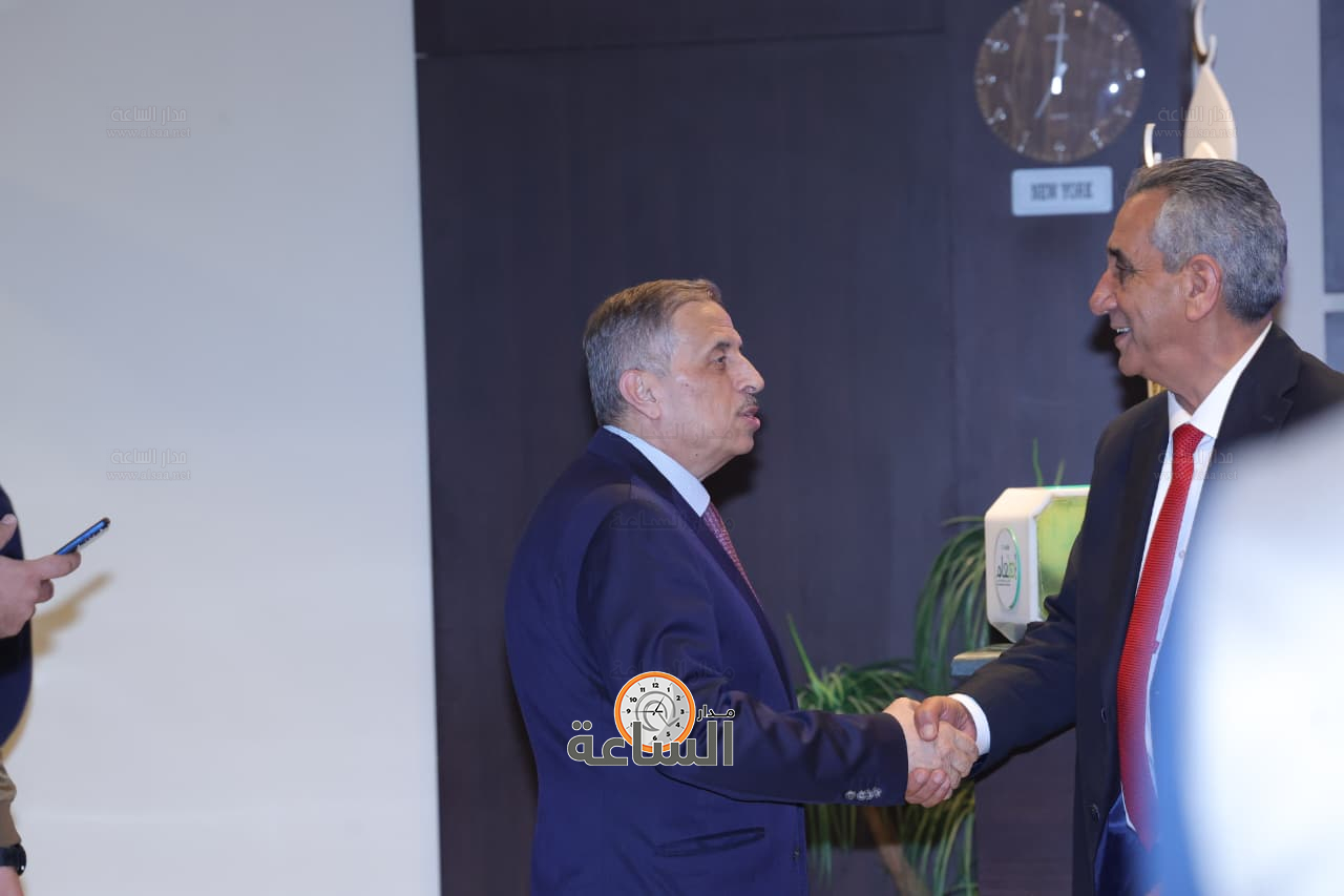 Madar Al-Saa Images 0.0706057320991127