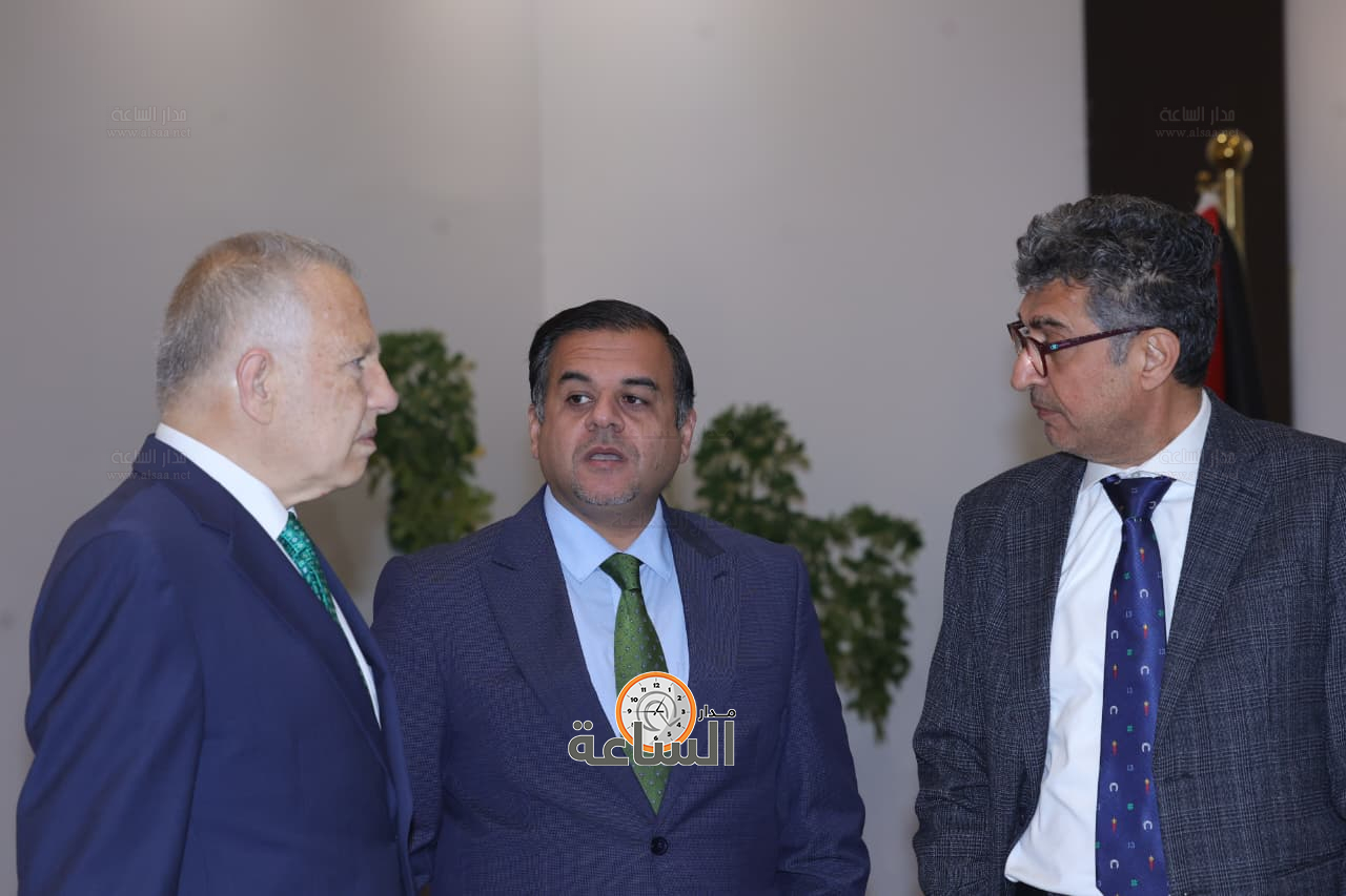 Madar Al-Saa Images 0.6389682585268631