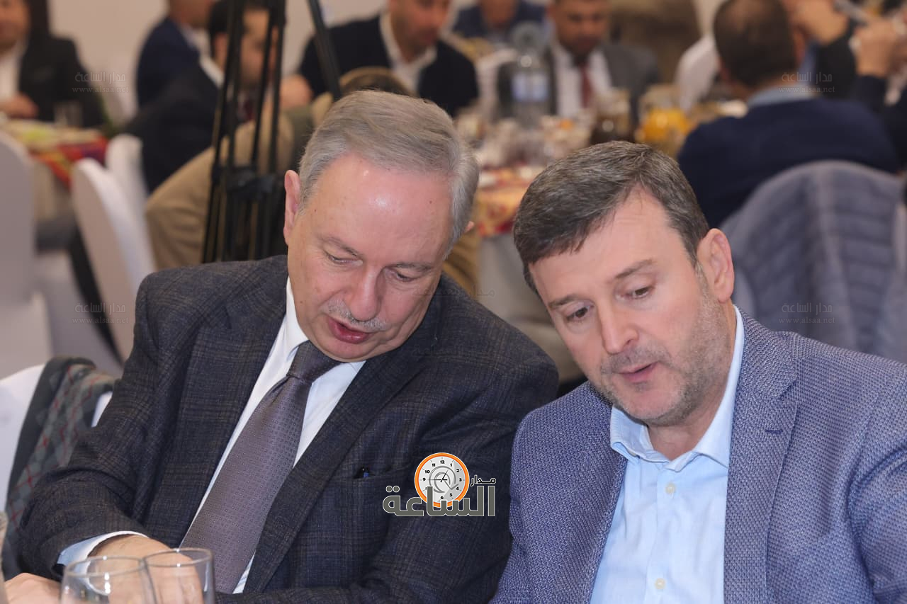 Madar Al-Saa Images 0.48763523823908284