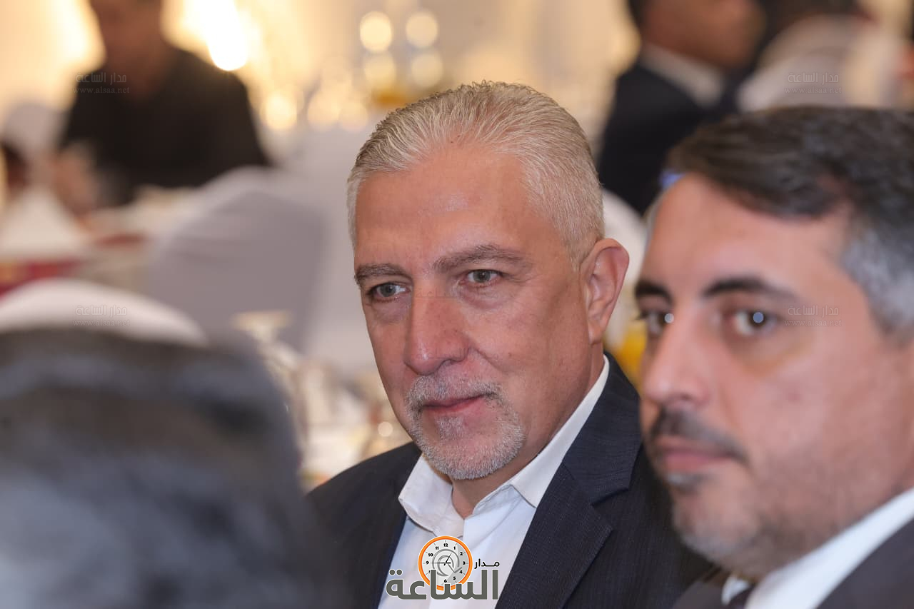 Madar Al-Saa Images 0.30918541185755377