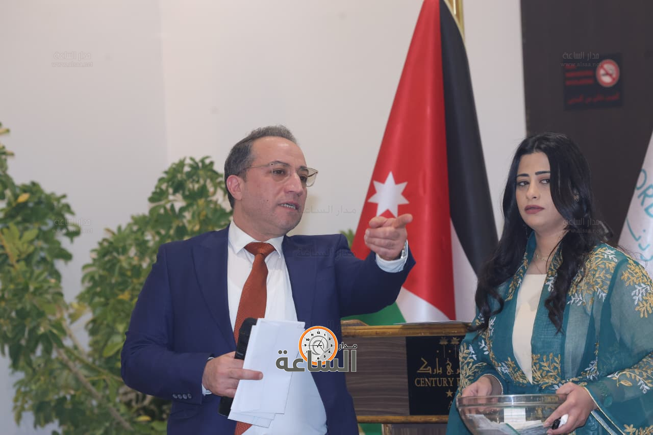 Madar Al-Saa Images 0.526651039121323