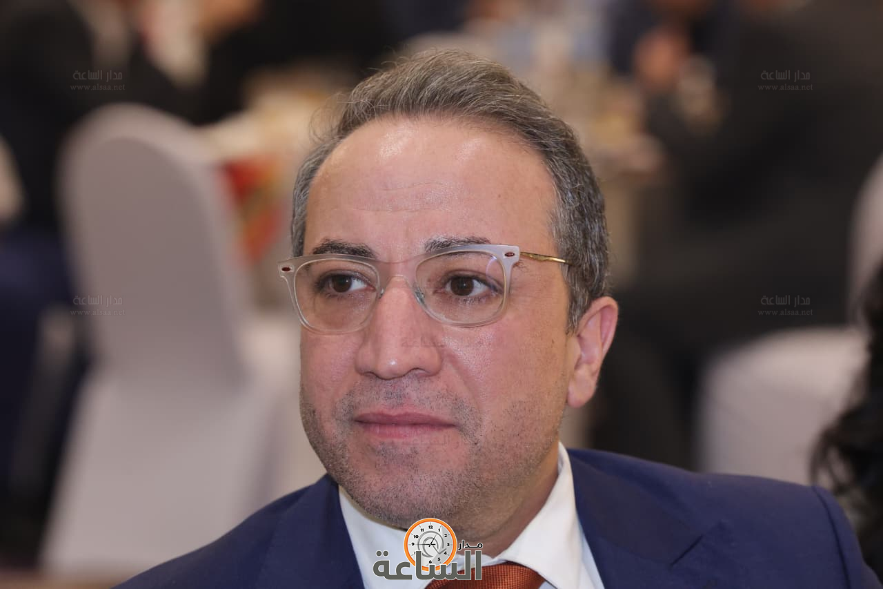 Madar Al-Saa Images 0.8229398847642826