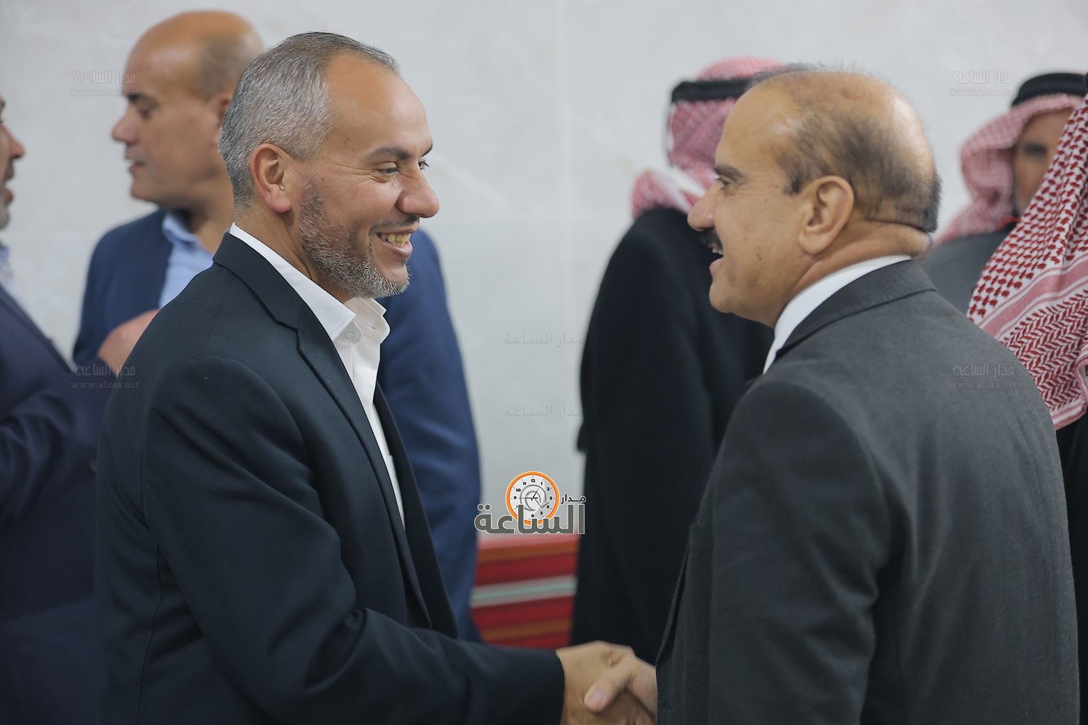 Madar Al-Saa Images 0.4181765526515726