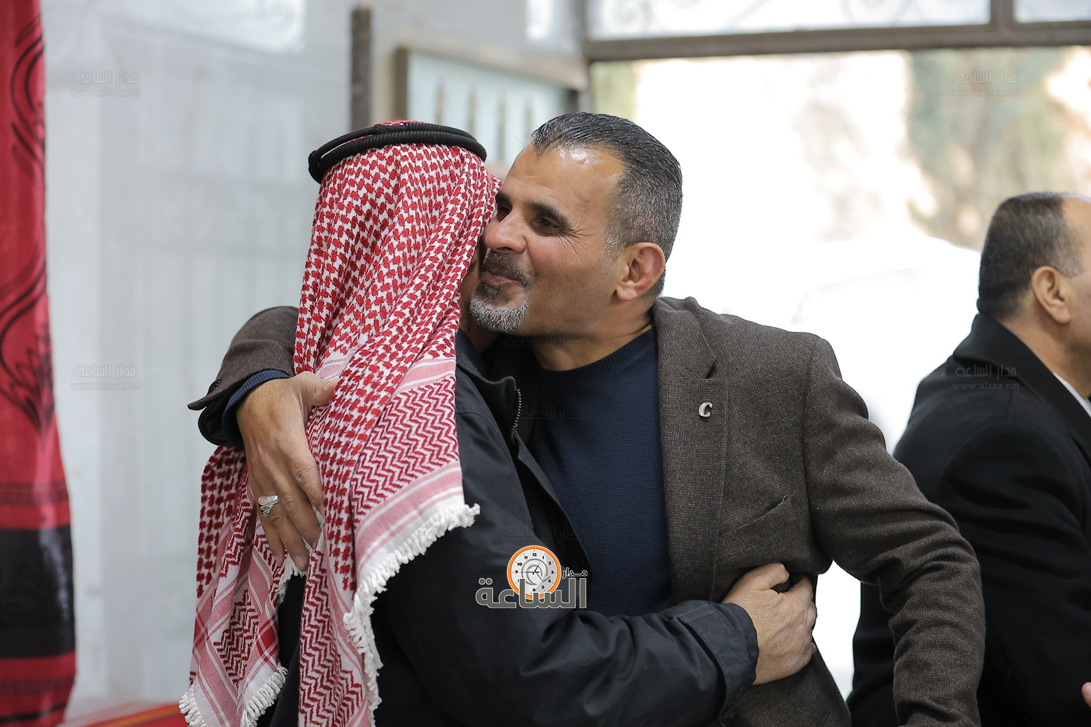 Madar Al-Saa Images 0.7172899912256909