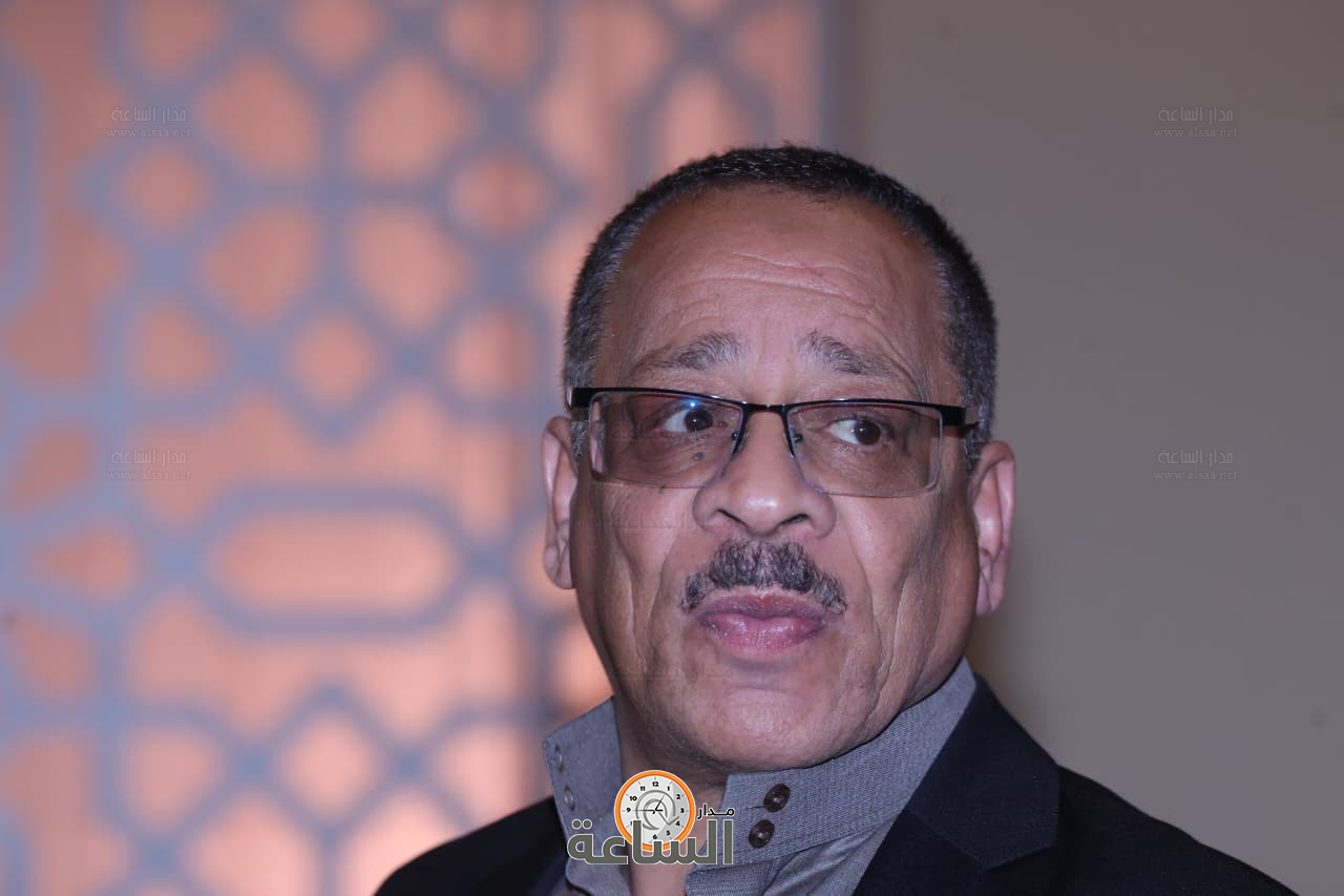 Madar Al-Saa Images 0.3616584078008709