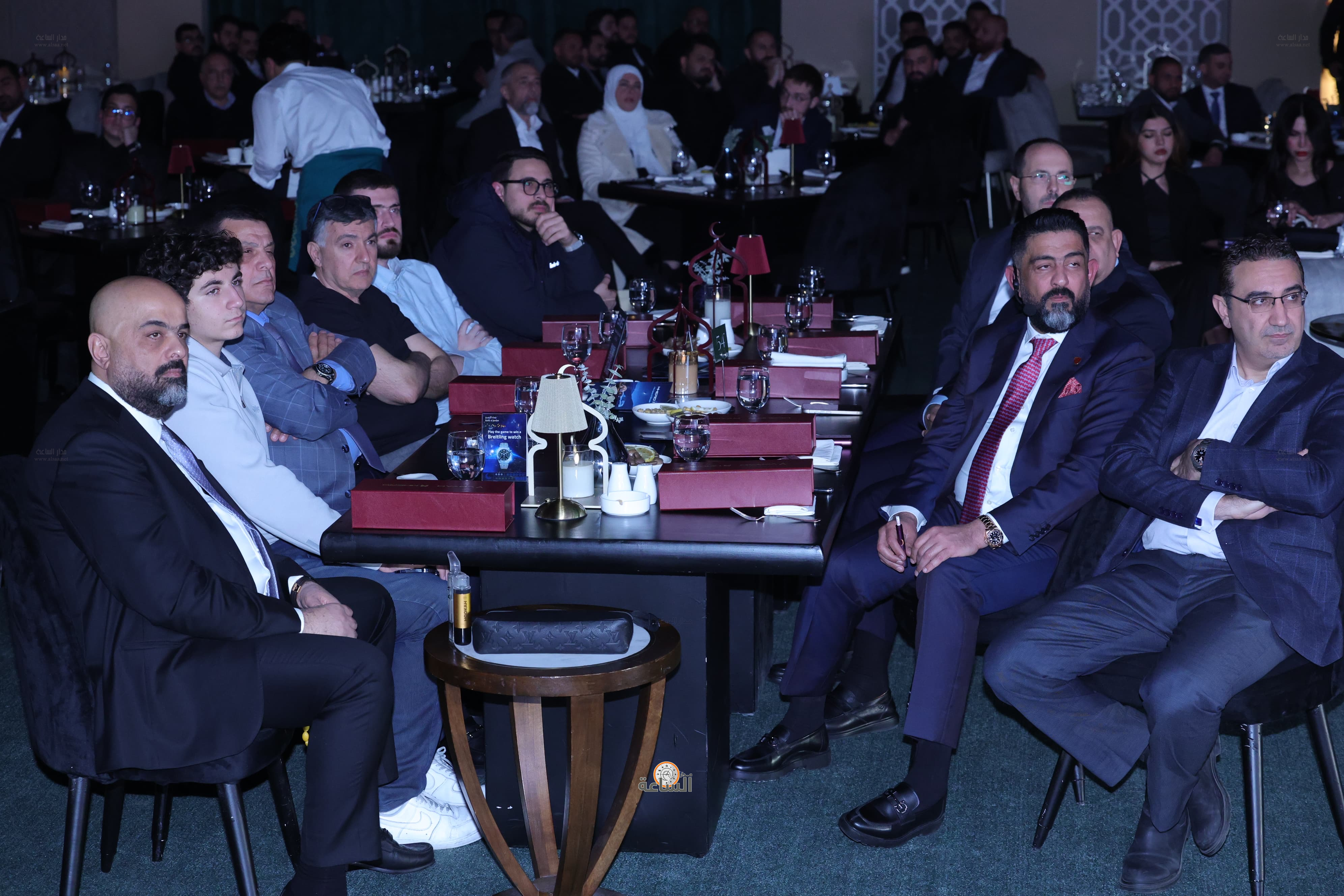 Madar Al-Saa Images 0.37252417410673144