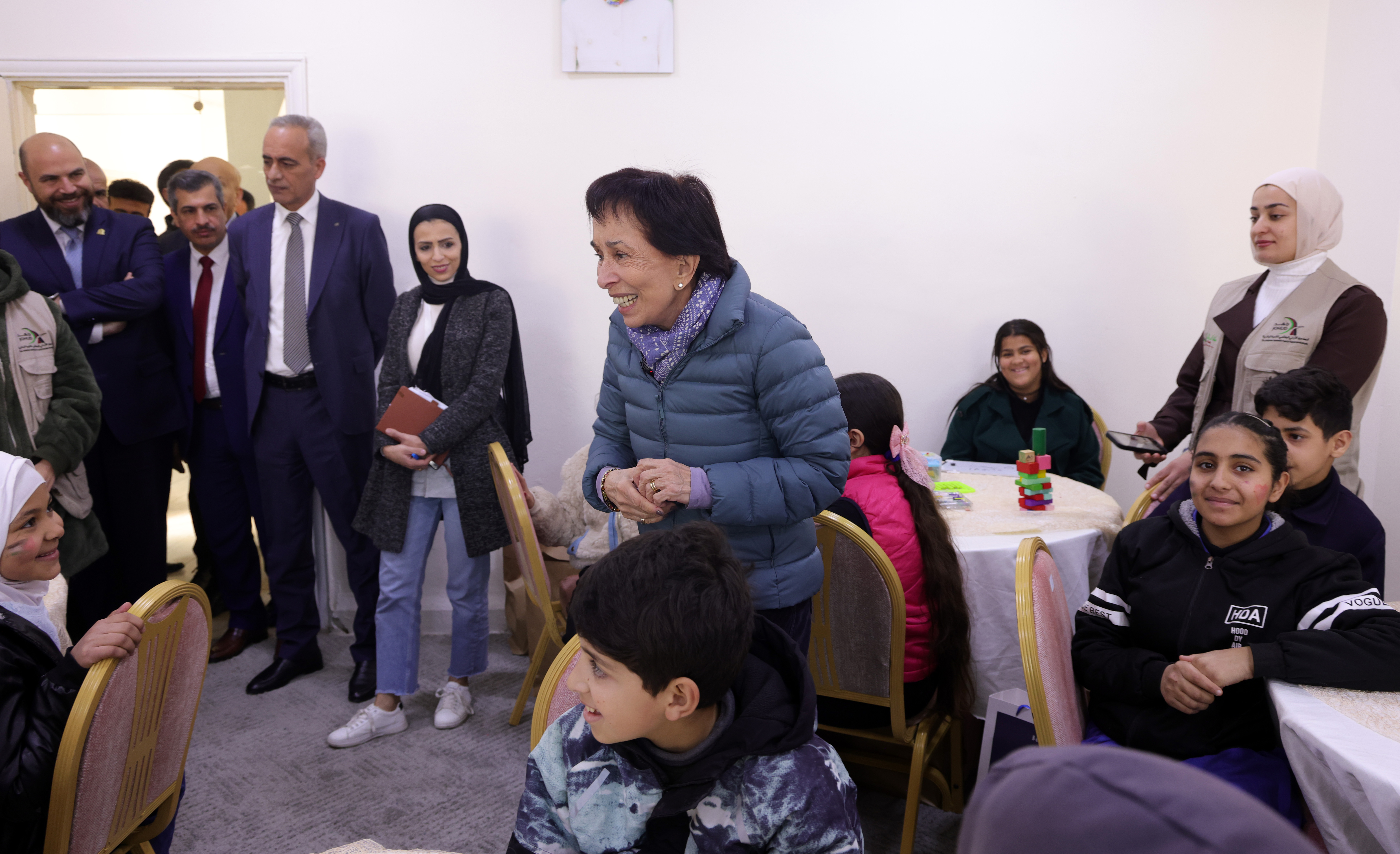 Madar Al-Saa Images 0.3823635265757591