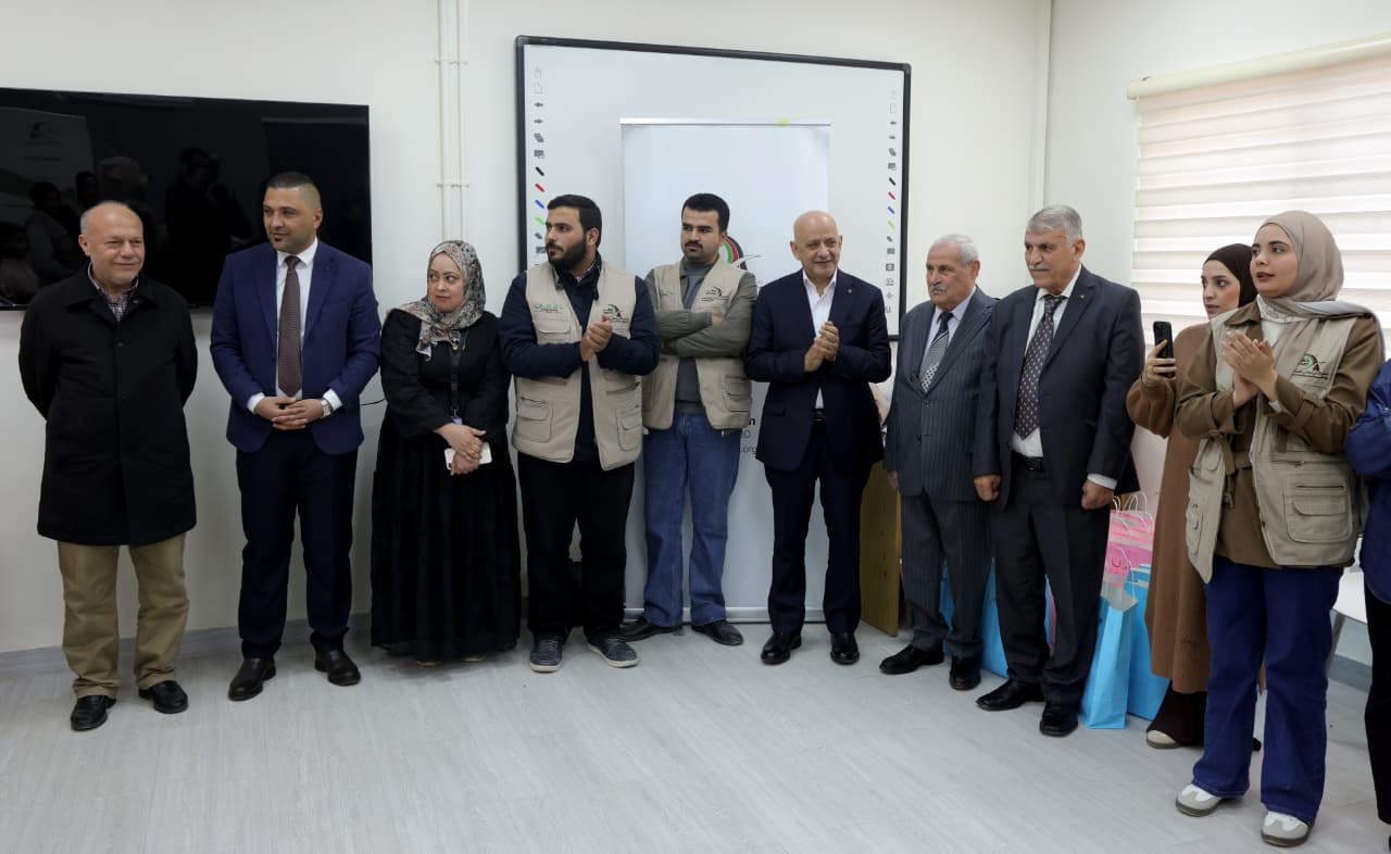 Madar Al-Saa Images 0.9422341729433247