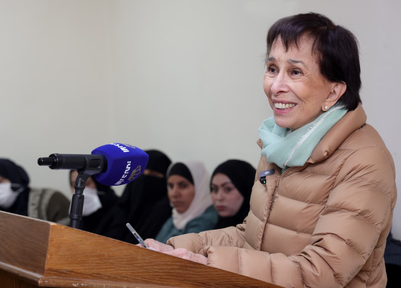 Madar Al-Saa Images 0.6424682121368798