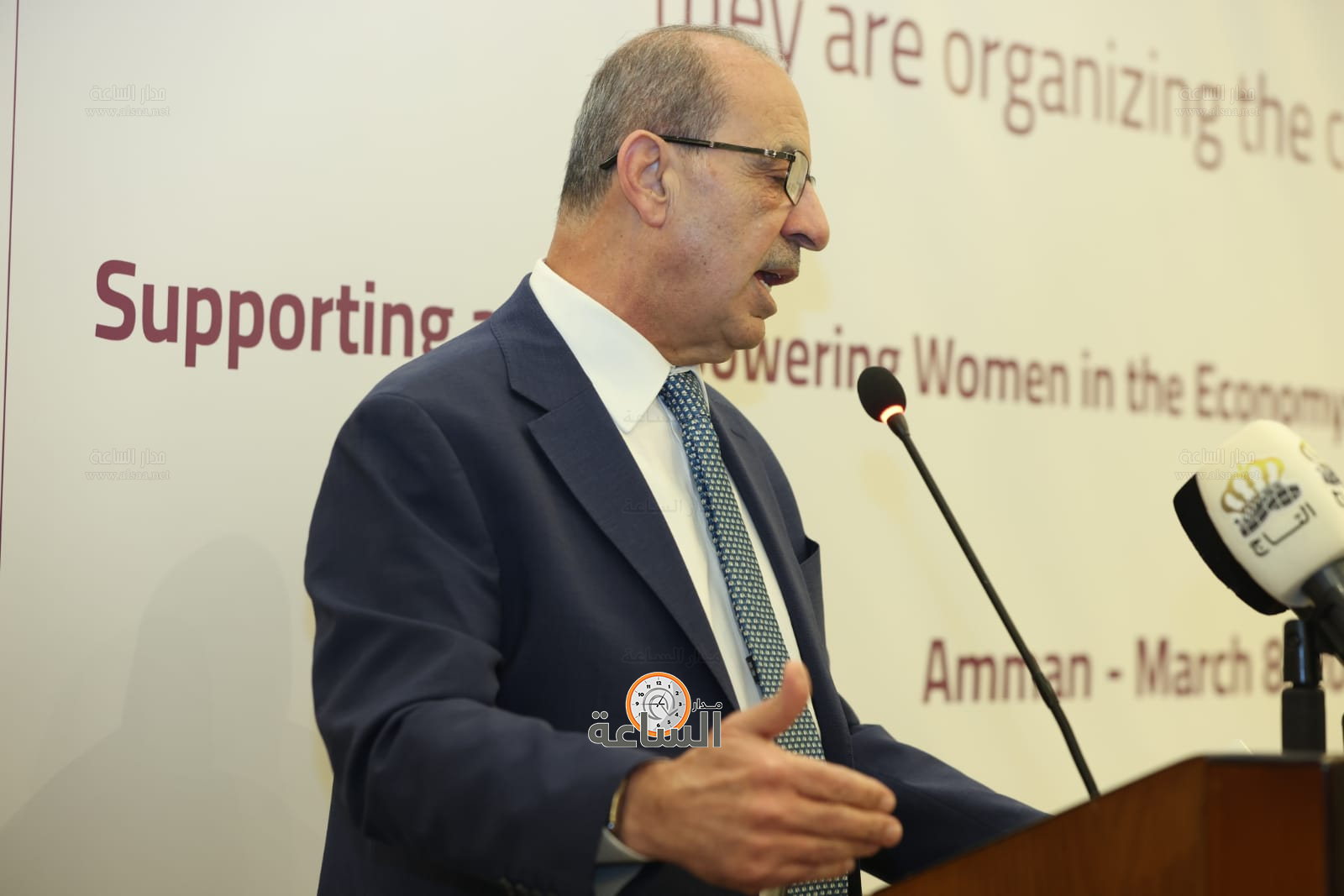 Madar Al-Saa Images 0.5127655445982648