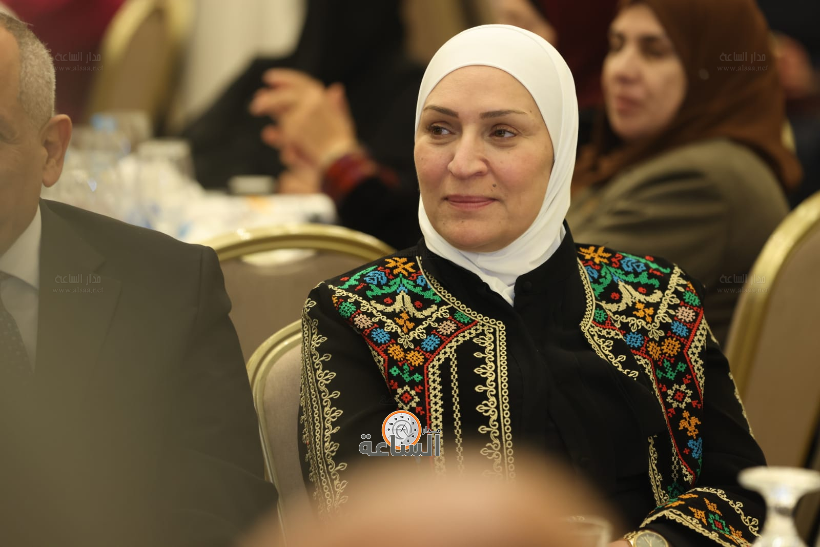 Madar Al-Saa Images 0.8844308921343829