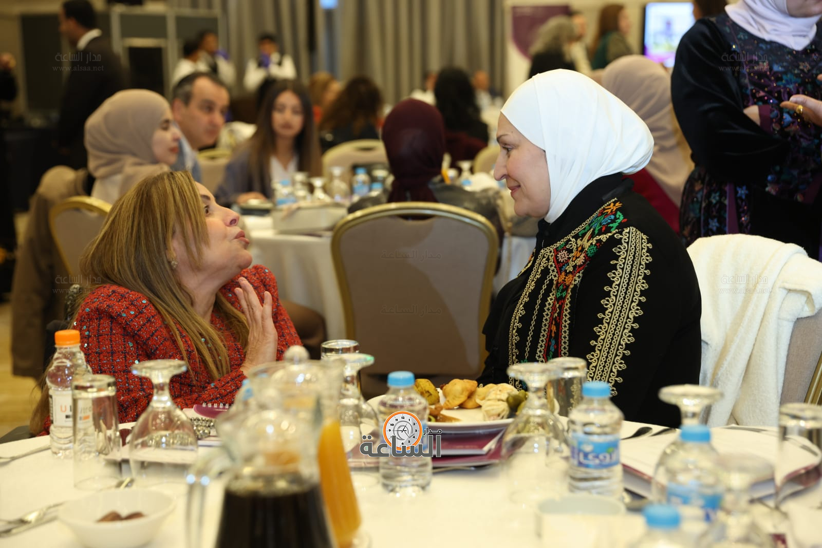 Madar Al-Saa Images 0.7831982887084421