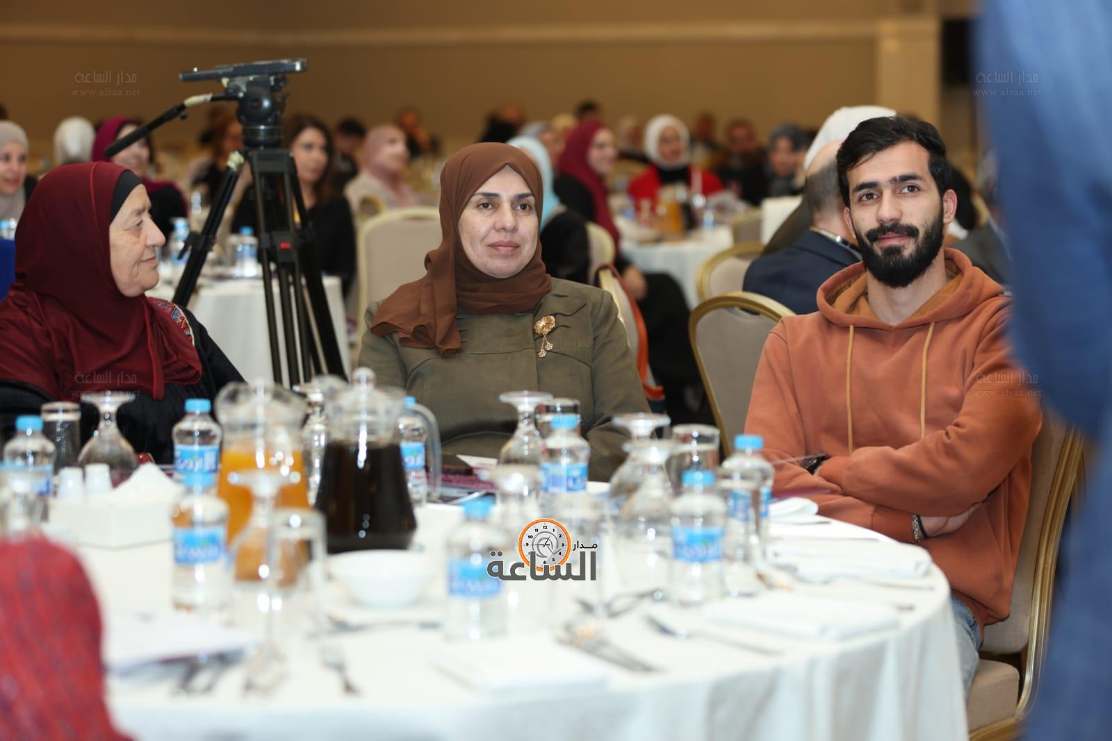 Madar Al-Saa Images 0.41121346938009595