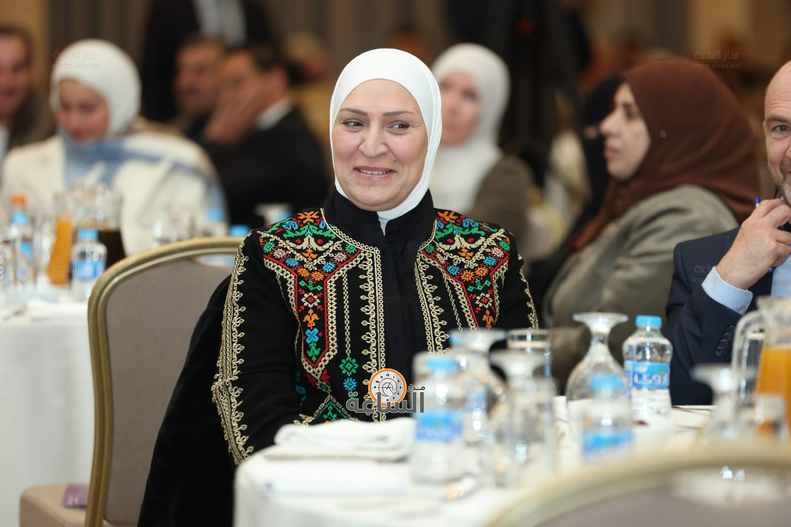 Madar Al-Saa Images 0.5969107181792892