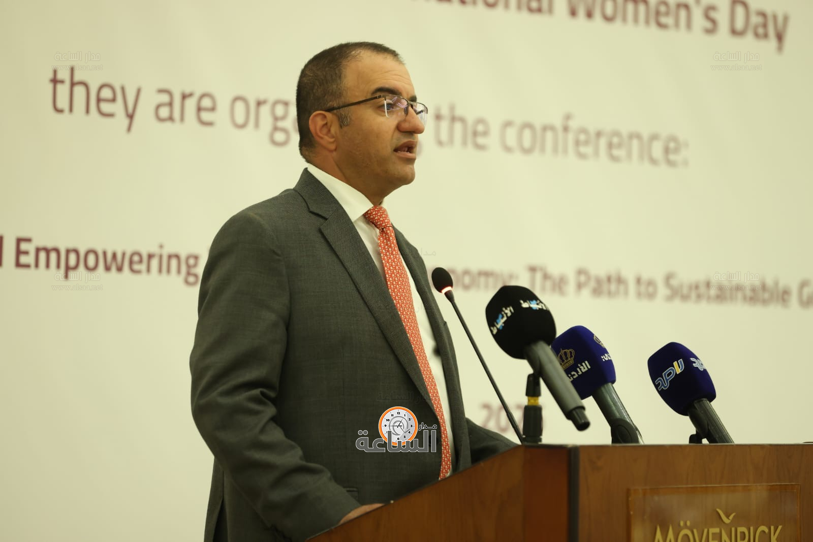 Madar Al-Saa Images 0.7700004506390229