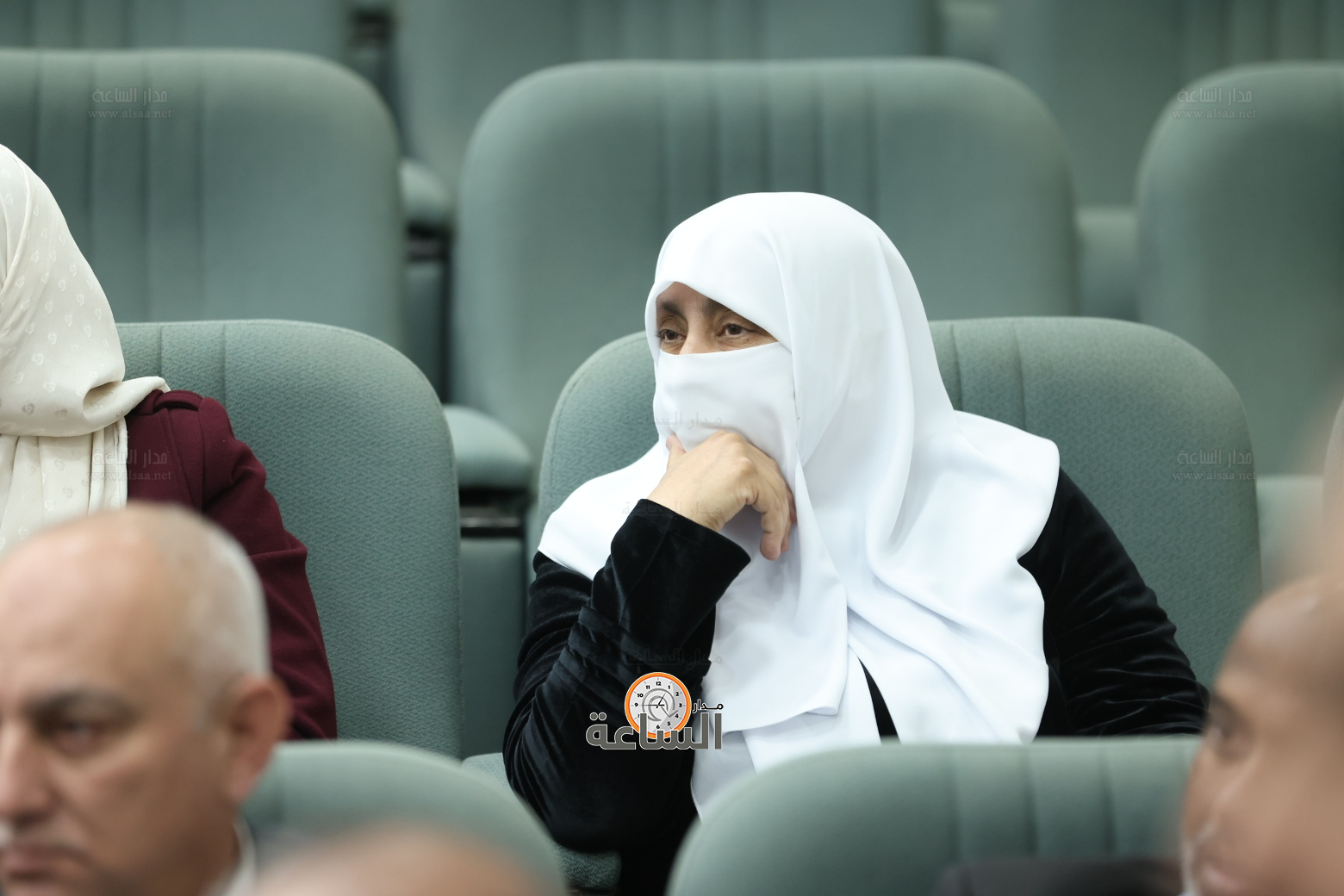 Madar Al-Saa Images 0.8833571257279397