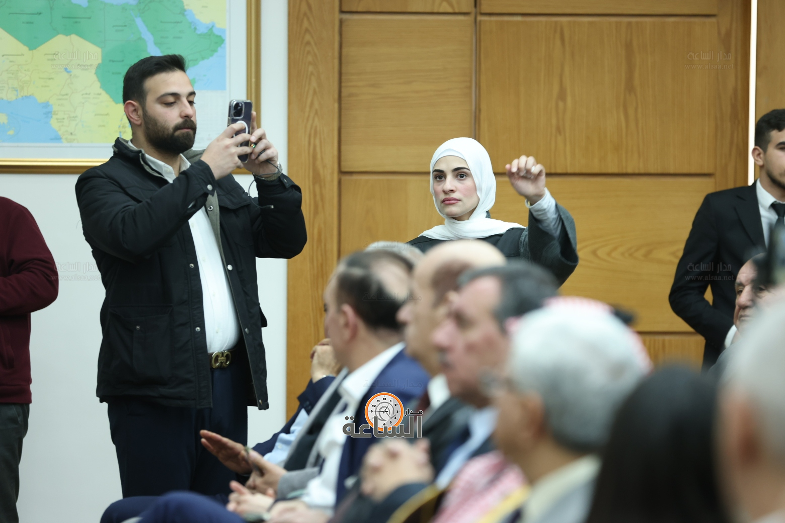 Madar Al-Saa Images 0.05168087297441659