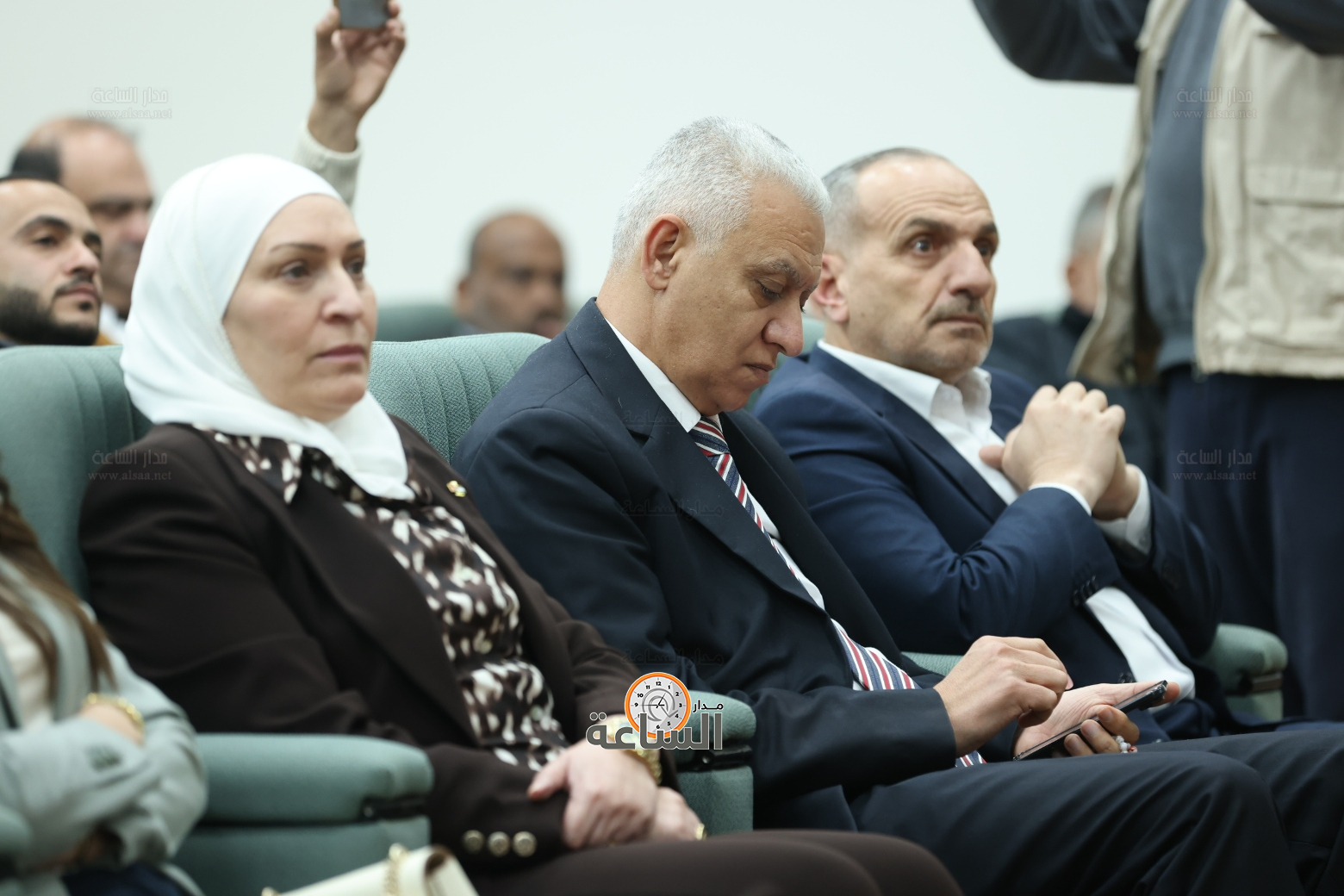 Madar Al-Saa Images 0.0430948336194682