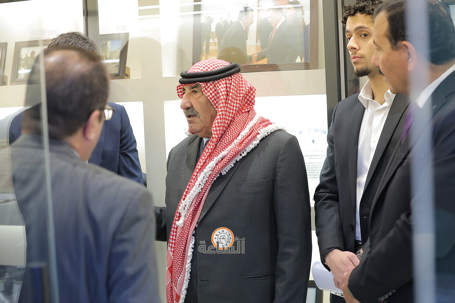 Madar Al-Saa Images 0.7534437383345511