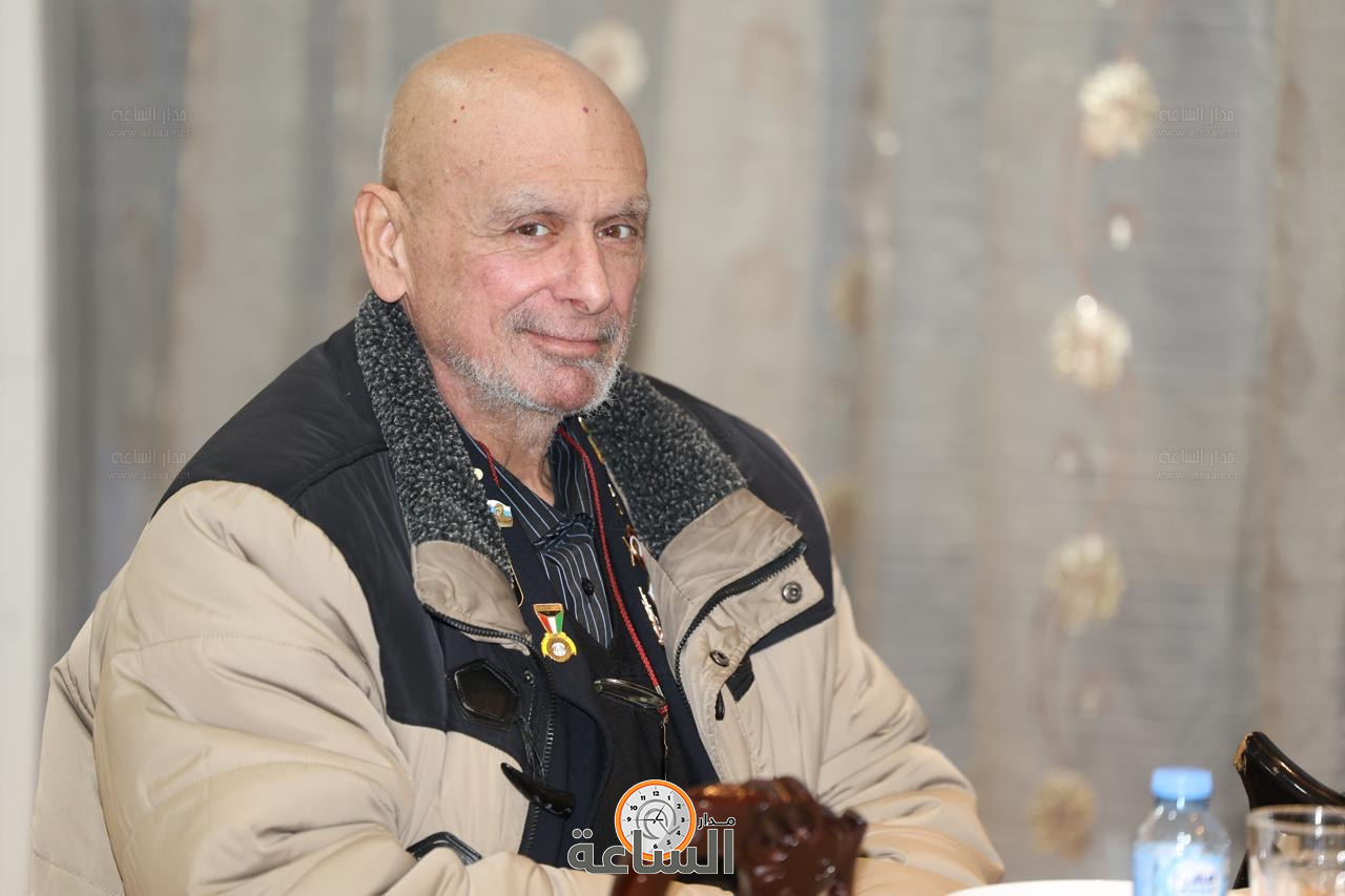 Madar Al-Saa Images 0.5363742221858865