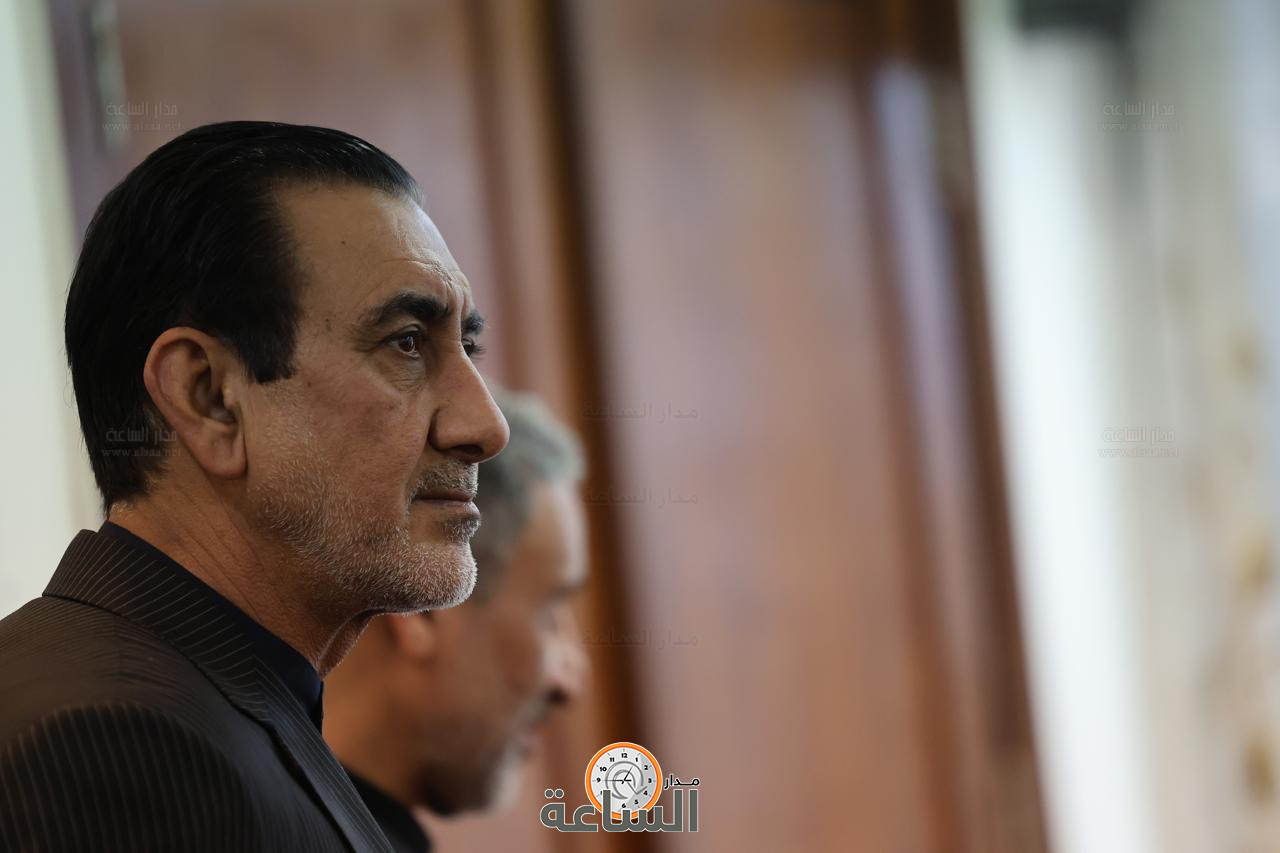 Madar Al-Saa Images 0.17099411123749597