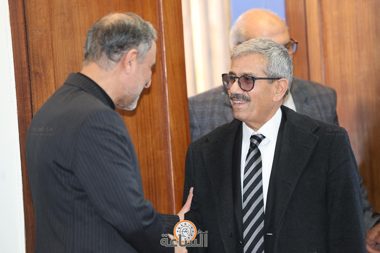 Madar Al-Saa Images 0.5858140937925608