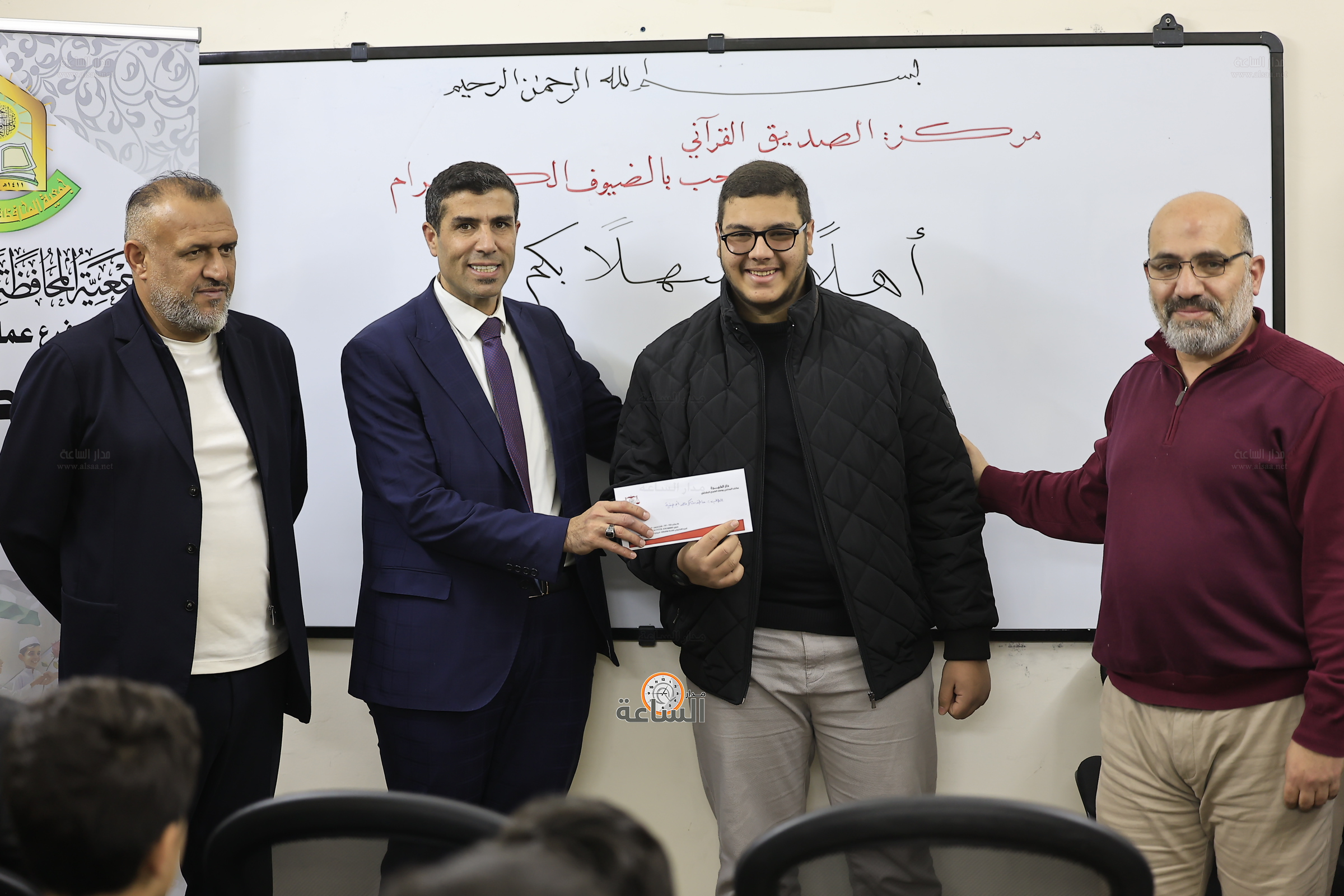 Madar Al-Saa Images 0.18364405247114823