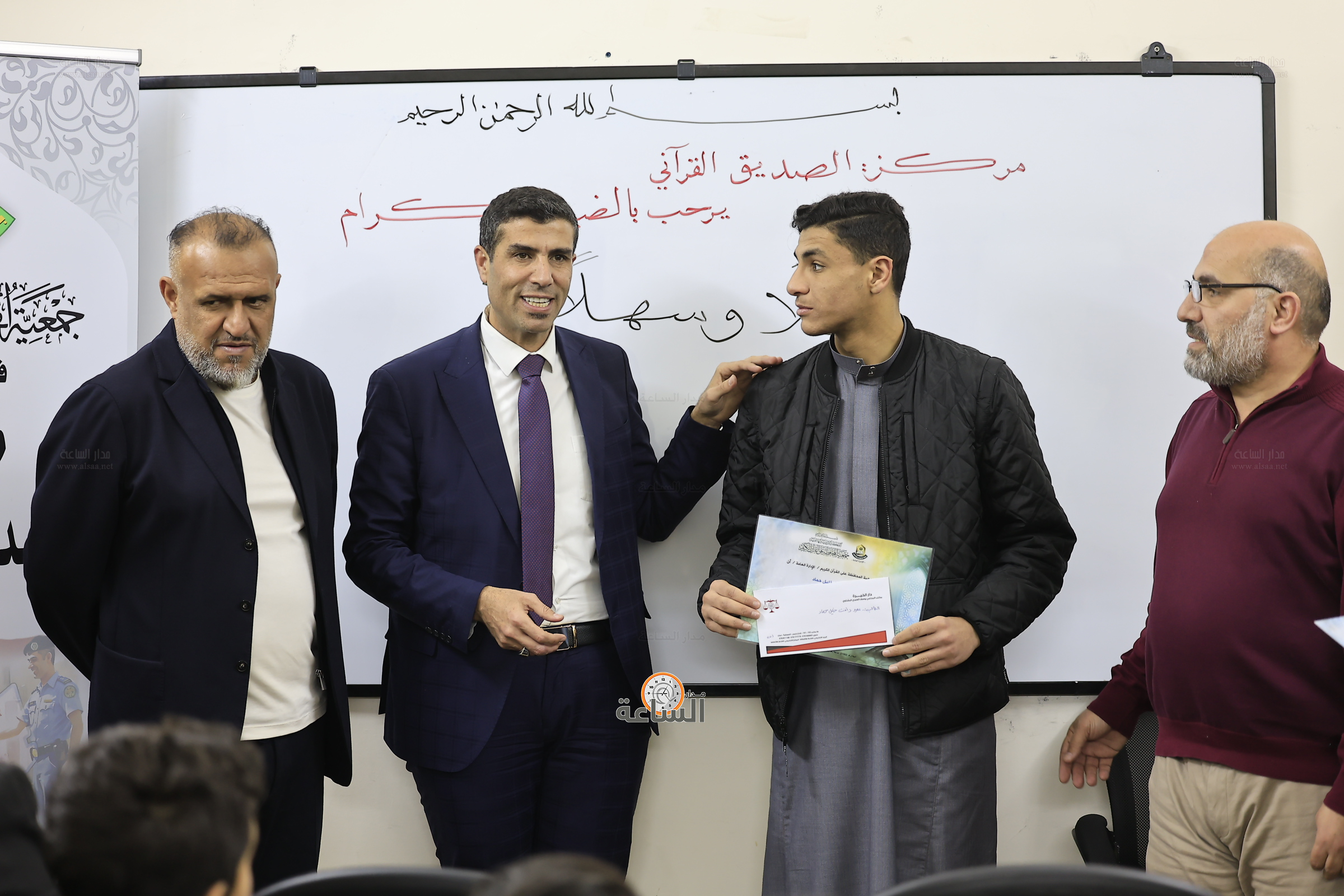 Madar Al-Saa Images 0.2702333257712649