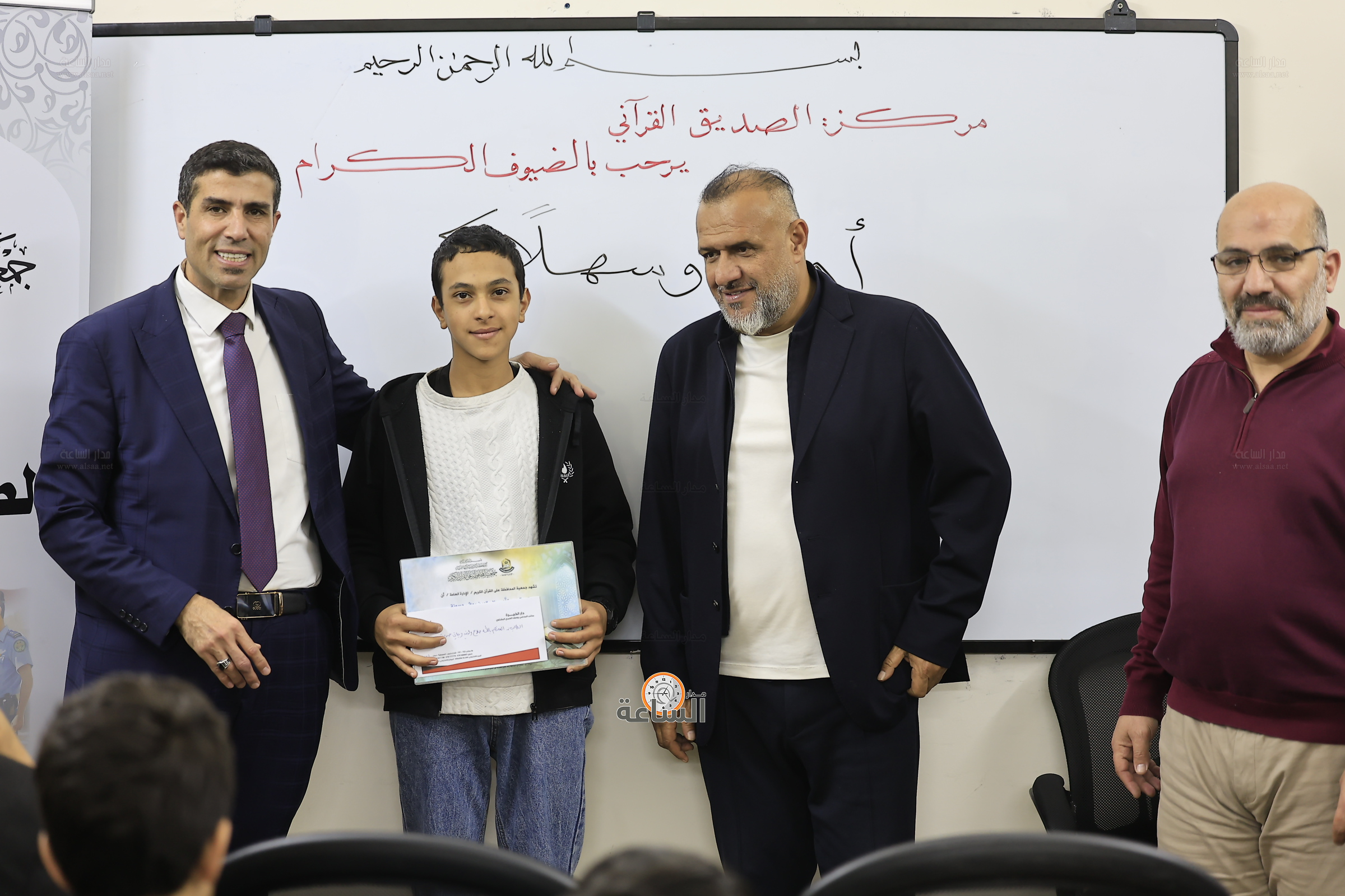 Madar Al-Saa Images 0.9212507388417785