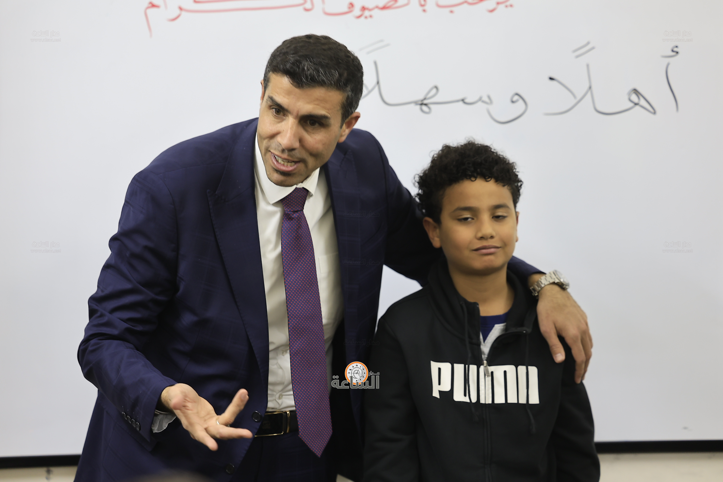 Madar Al-Saa Images 0.12497021763593186